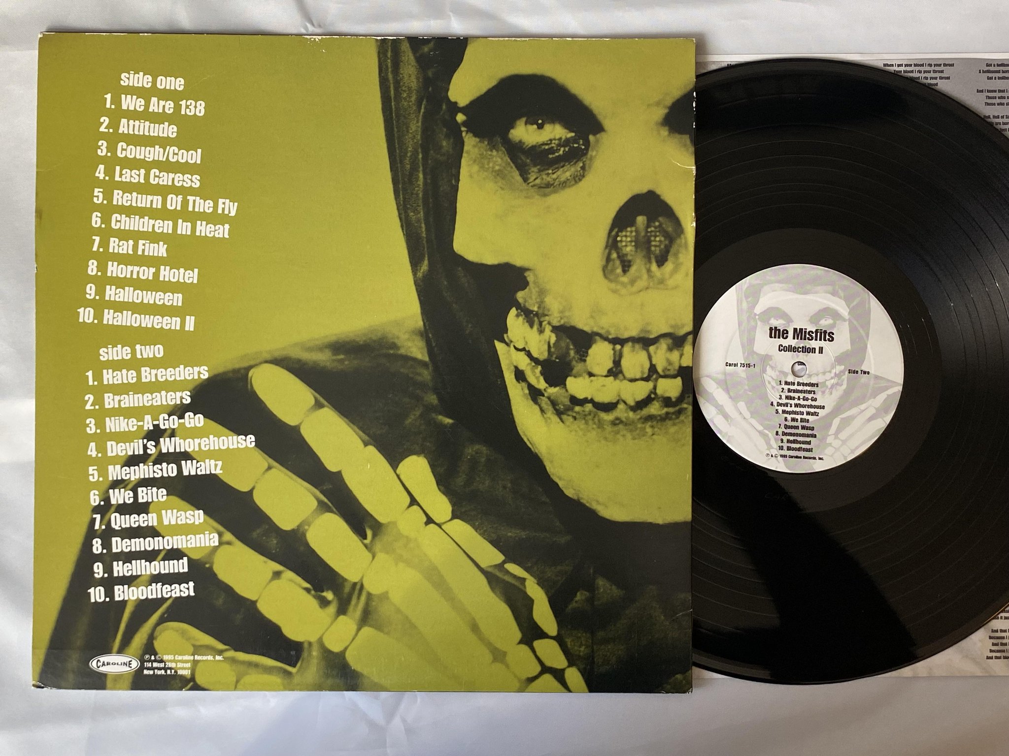 Omslagsbild för skivan THE MISFITS collection II LP re US CAROL 7515-1
