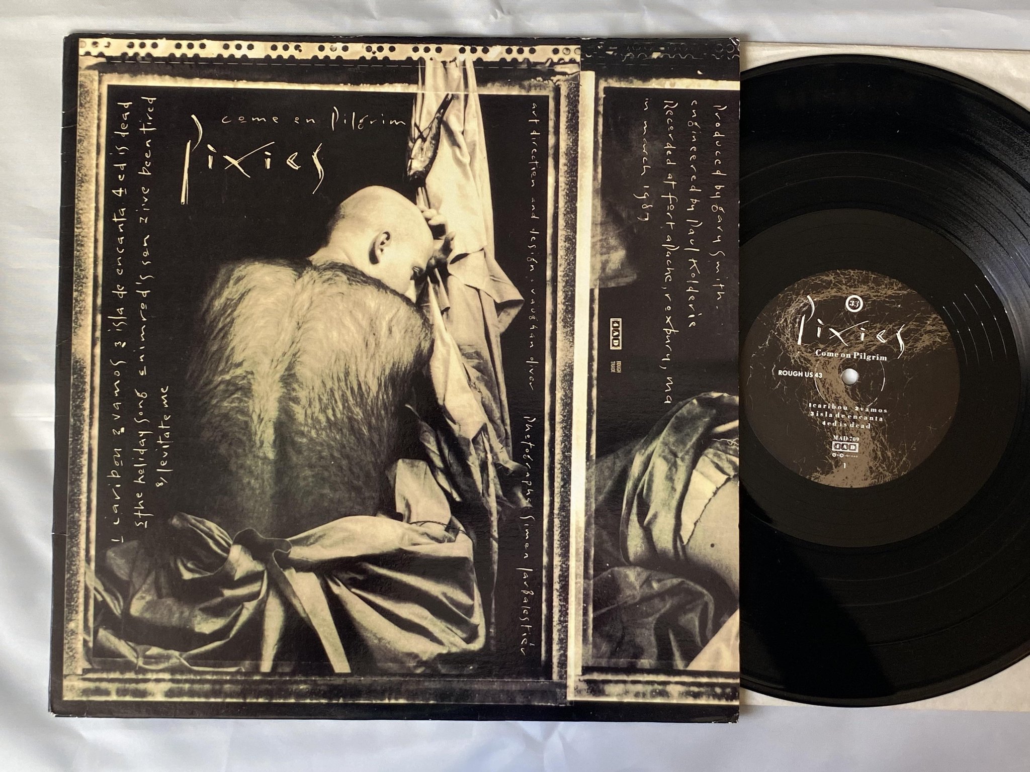 Omslagsbild för skivan PIXIES Come On Pilgrim LP -88 US 4AD ROUGH US 43