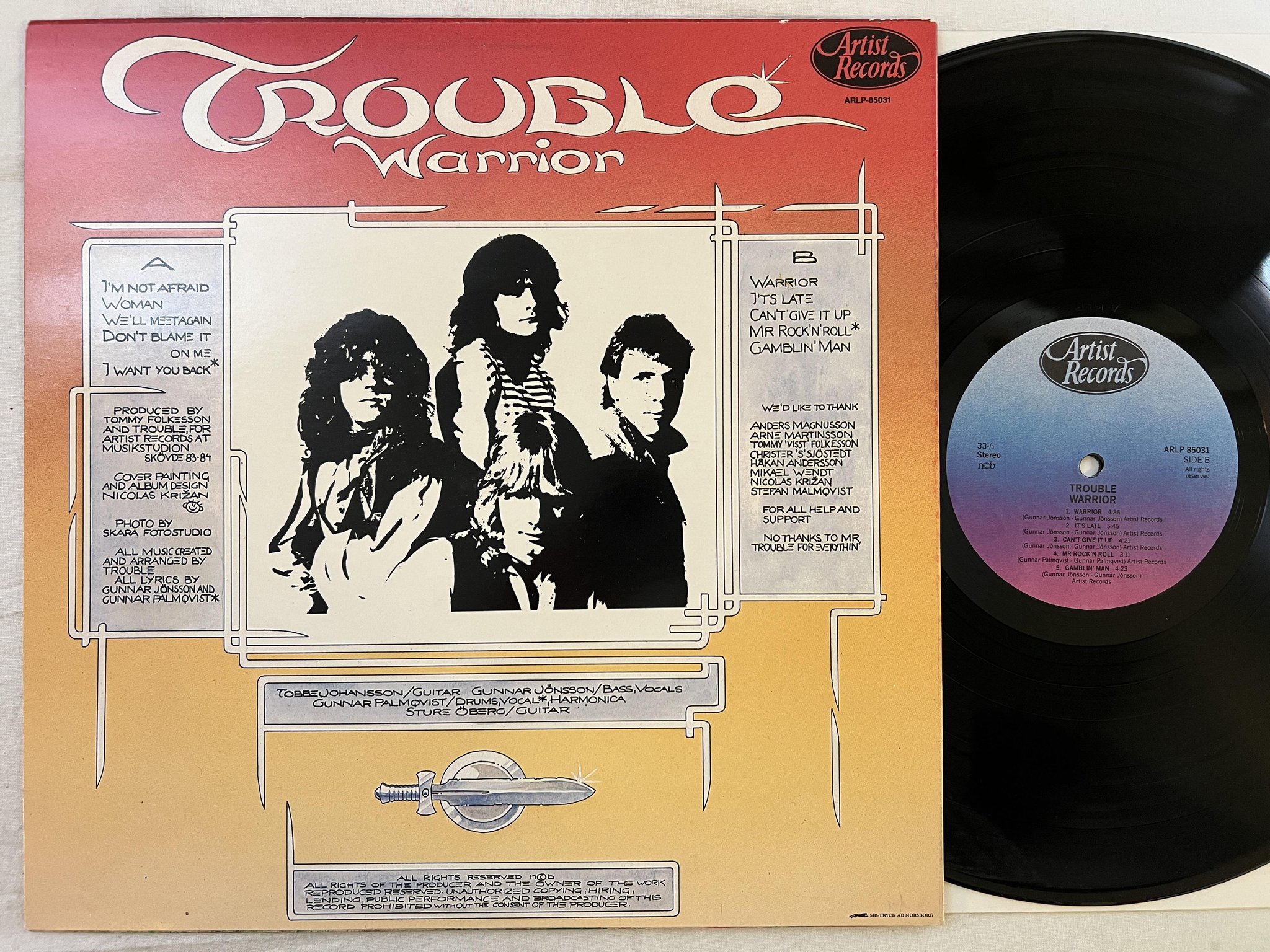 Omslagsbild för skivan TROUBLE warrior LP -85 Swe ARTIST RECORDS ARLP-85031 *** Rare Swedish Metal ***