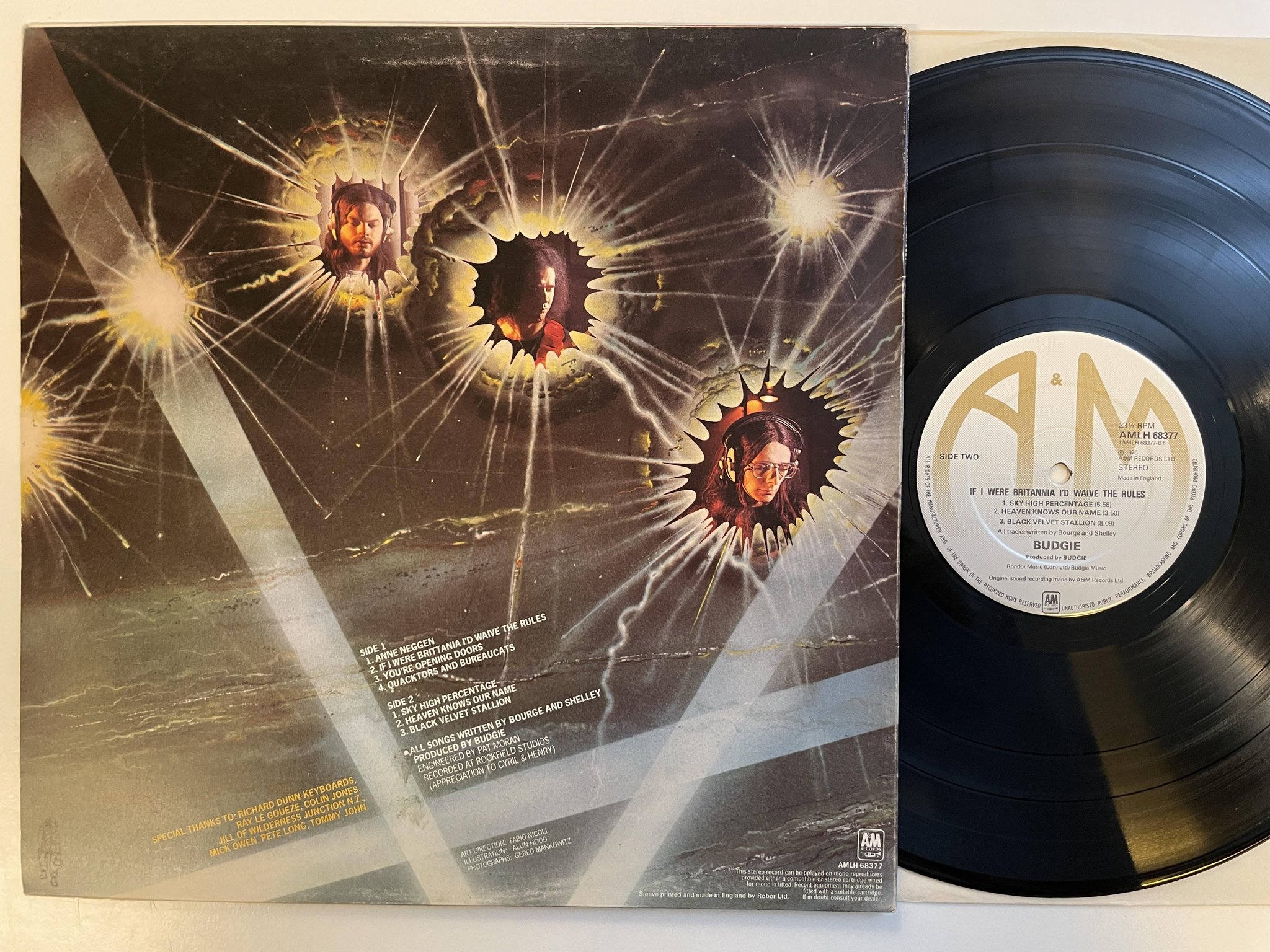 Omslagsbild för skivan BUDGIE if I were Britannia I'd waive the rules LP -76 UK A&M AMLH 68377