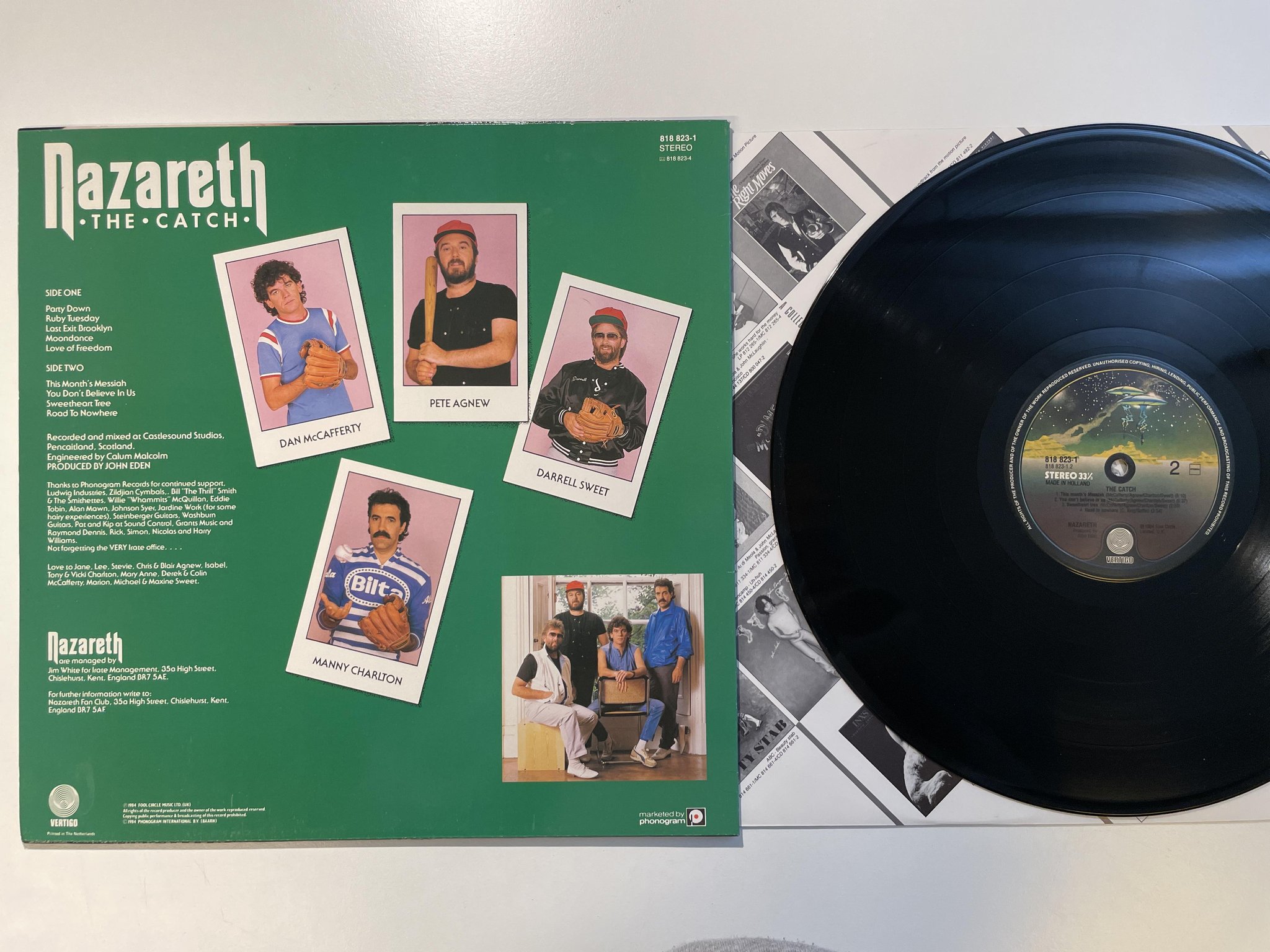 Omslagsbild för skivan NAZARETH the catch LP HolL VERTIGO 818 823-1