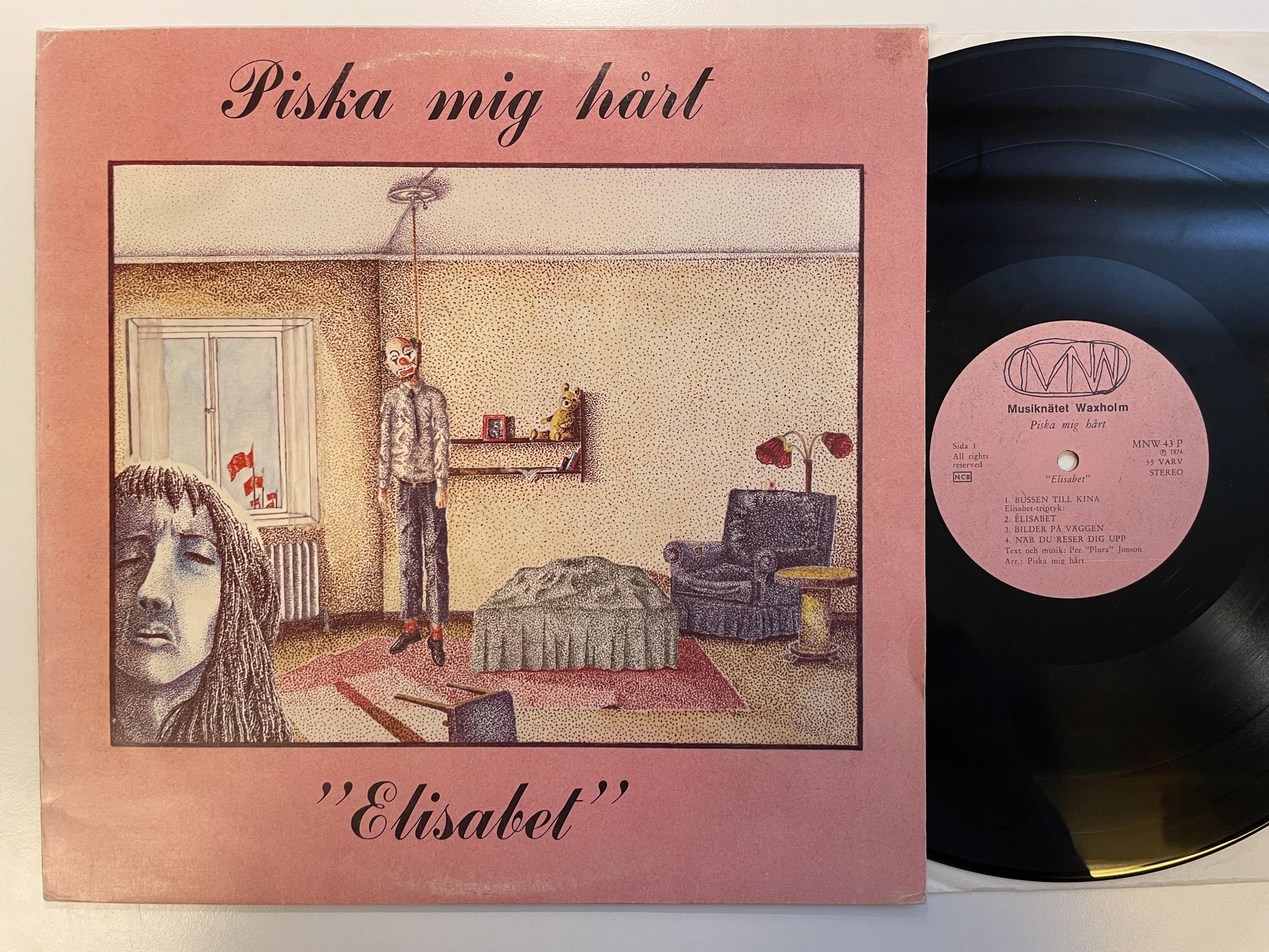 Omslagsbild för skivan PISKA MIG HÅRT Elisabet LP -74 Swe MNW 43P ** RARE **