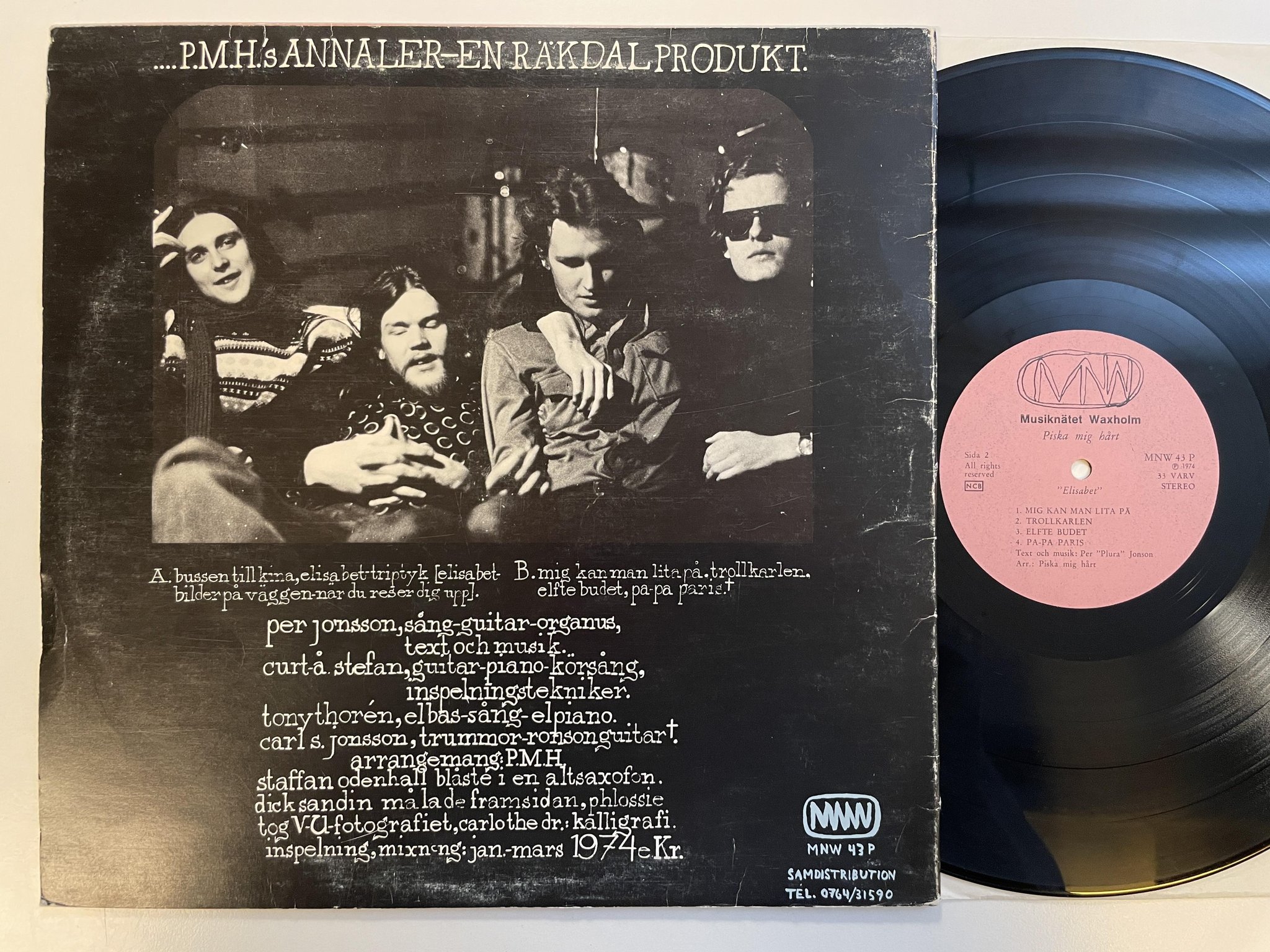 Omslagsbild för skivan PISKA MIG HÅRT Elisabet LP -74 Swe MNW 43P ** RARE **