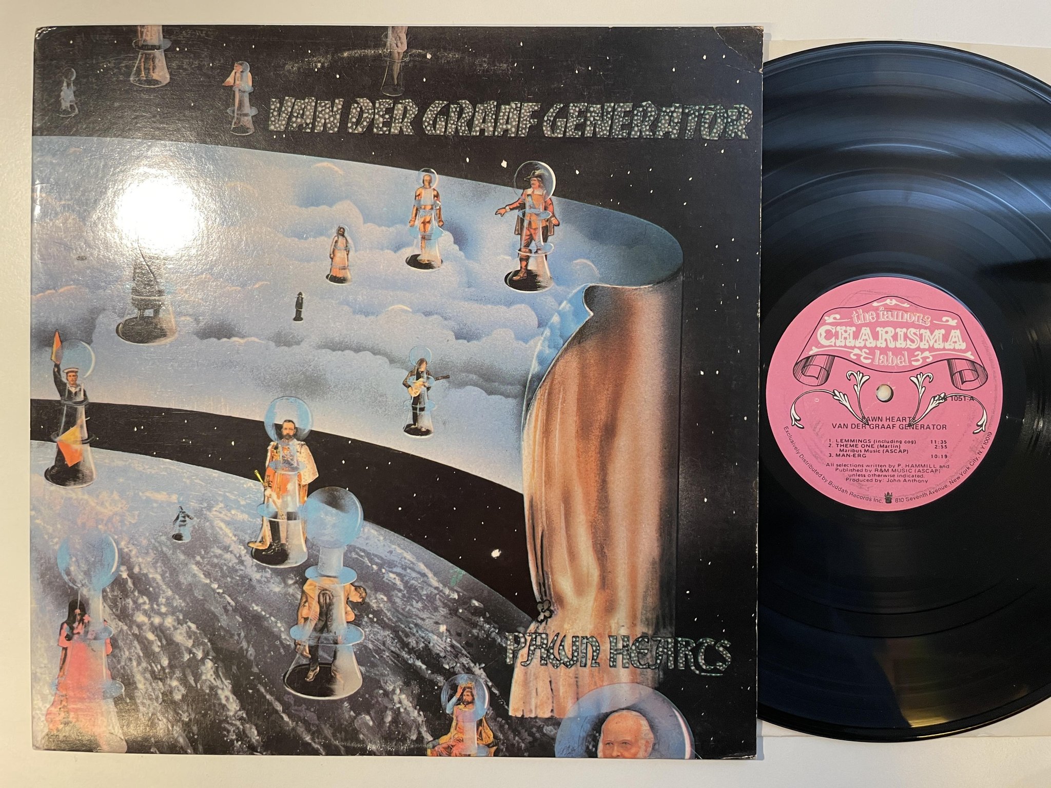 Omslagsbild för skivan VAN DER GRAAF GENERATOR pawn hearts LP -71 US CHARISMA CAS 1051
