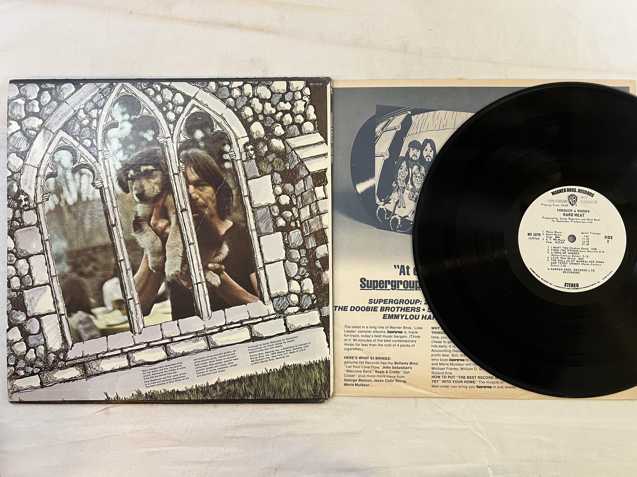Omslagsbild för skivan HARD MEAT through a window LP -70 US WARNER WS 1879 *** promo copy ***