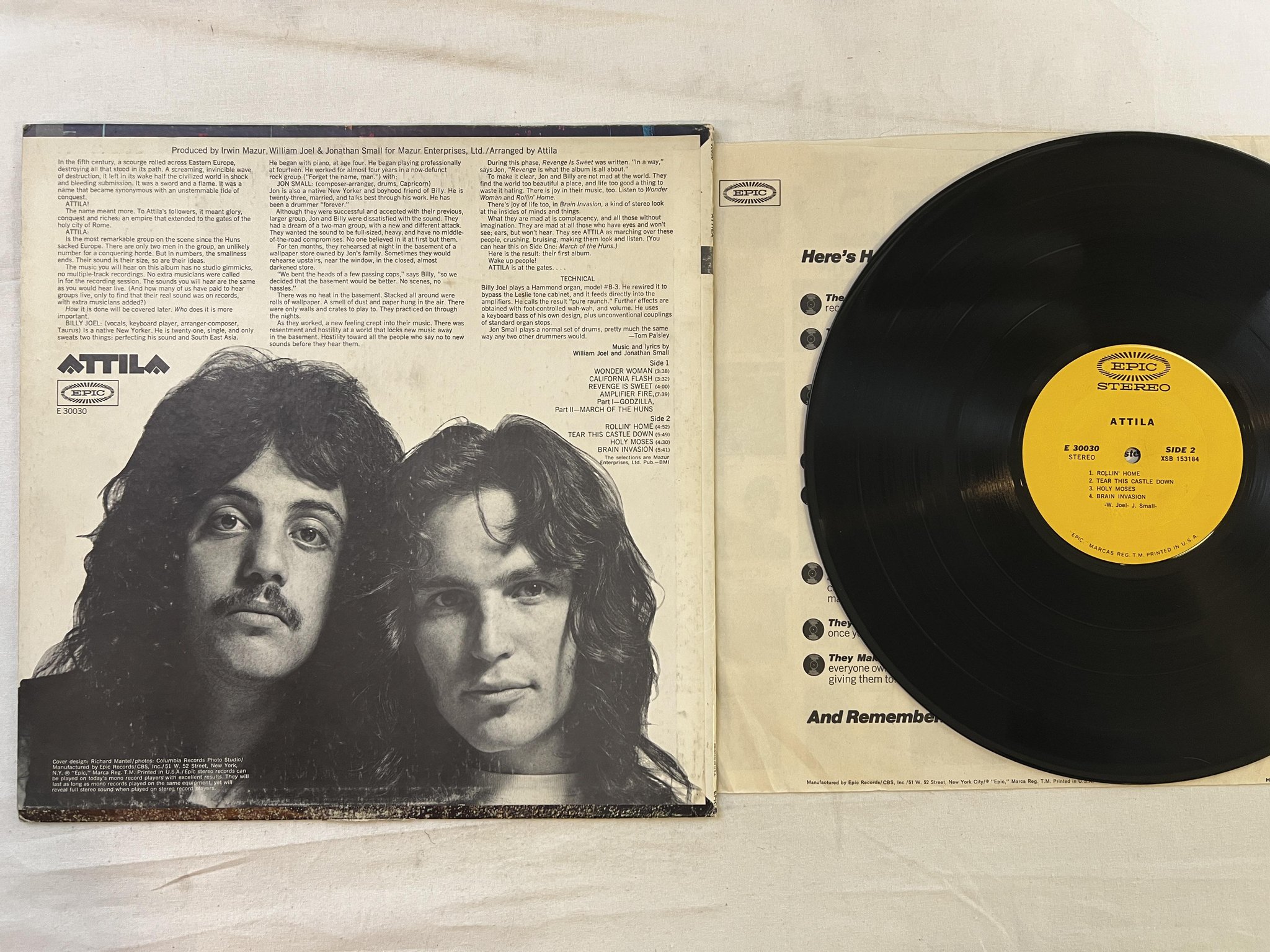 Omslagsbild för skivan ATTILA s/t LP -70 US EPIC E 30030 *** RARE HARD PROG ****