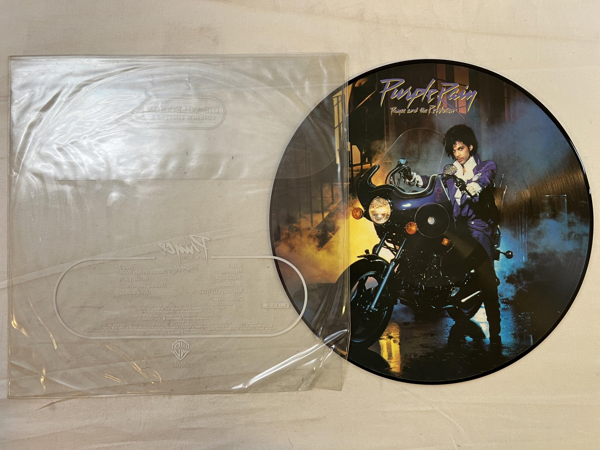Omslagsbild för skivan PRINCE purple rain 12"LP PICTURE DISC -84 MEXICO WARNER FLWB 6281 ** R A R E **
