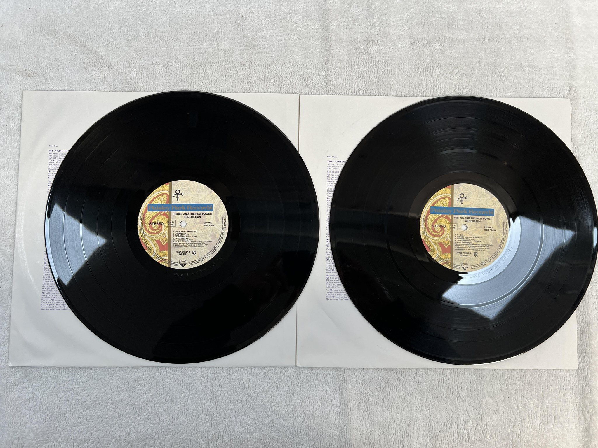 Omslagsbild för skivan PRINCE & THE NEW POWER GENERATION love symbol 2xLP -92 Eu PAISLEY PARK ** RARE *