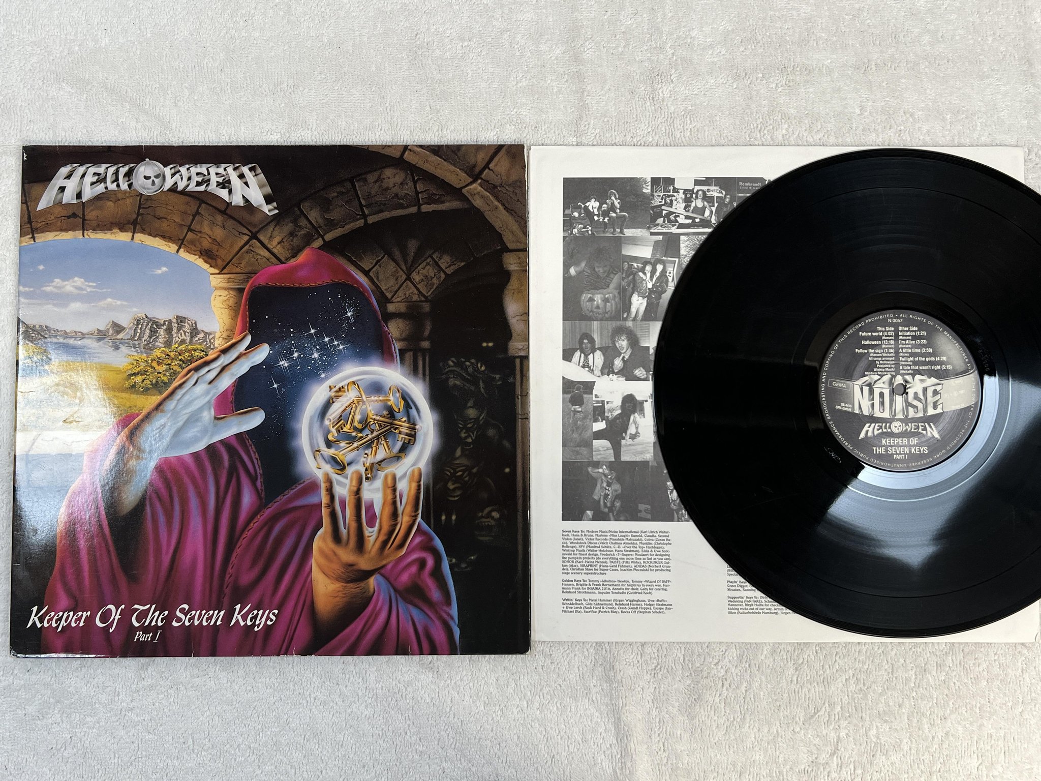 Omslagsbild för skivan HELLOWEEN Keeper Of The Seven Keys - Part I LP -87 Ger NOISE N 0057