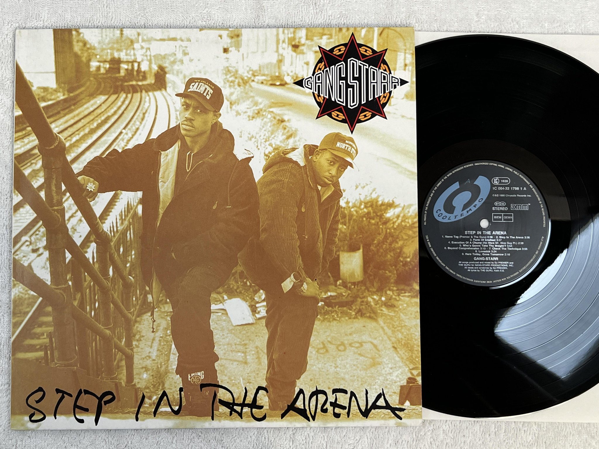 Omslagsbild för skivan GANG STARR Step In The Arena LP -90 Ger COOLTEMPO *** KILLER ALBUM ***