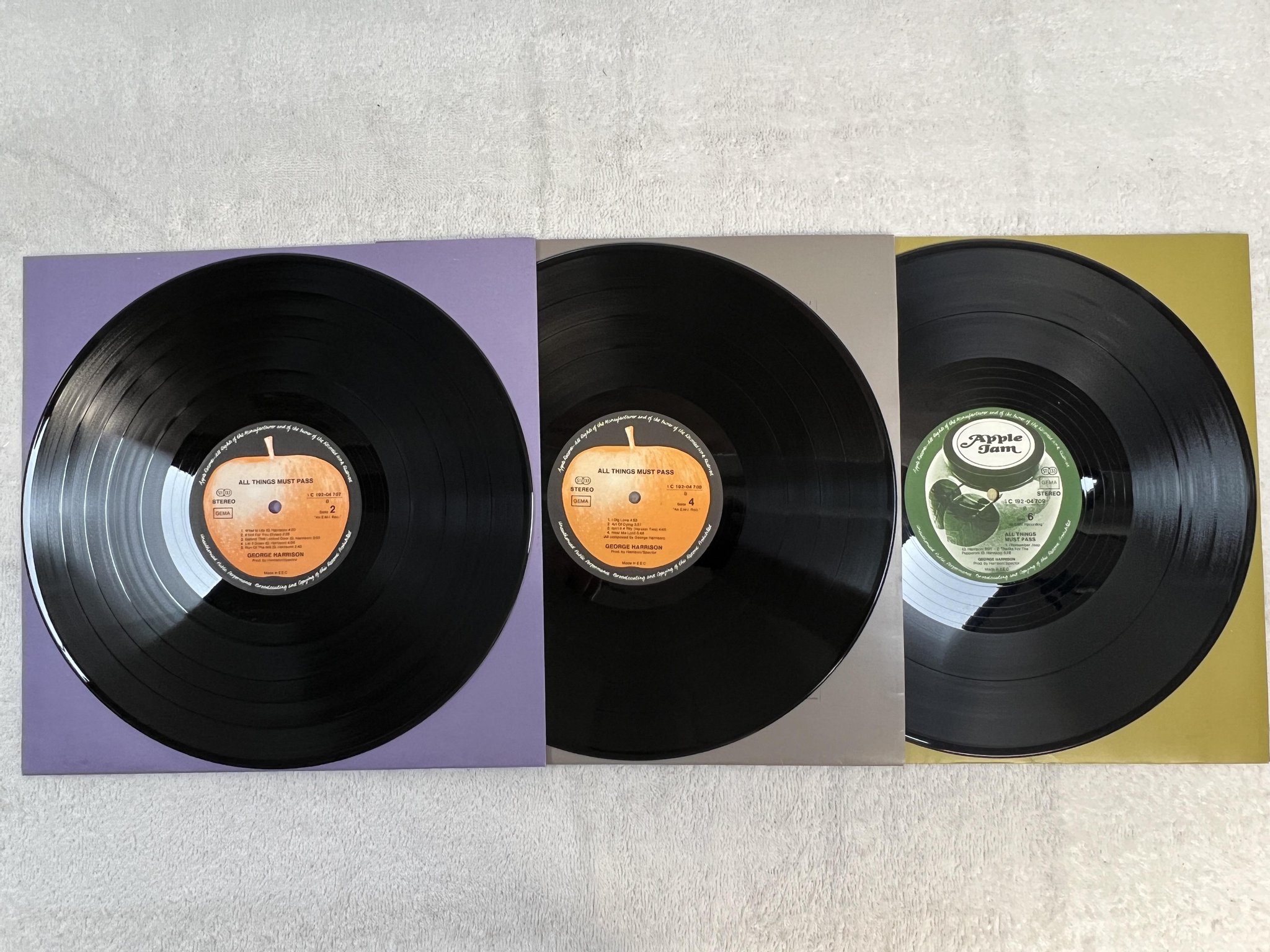 Omslagsbild för skivan GEORGE HARRISON All Things Must Pass 3xLP box set -70 Ger 1C 192-04 707/8/9