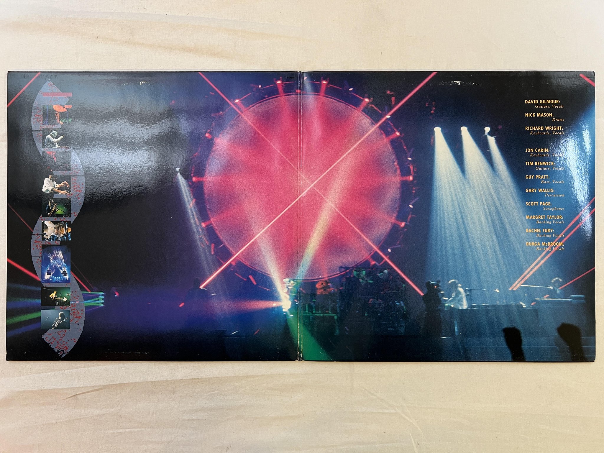 Omslagsbild för skivan PINK FLOYD delicate sound of thunder 2xLP -88 EMI 198-7 91480 1