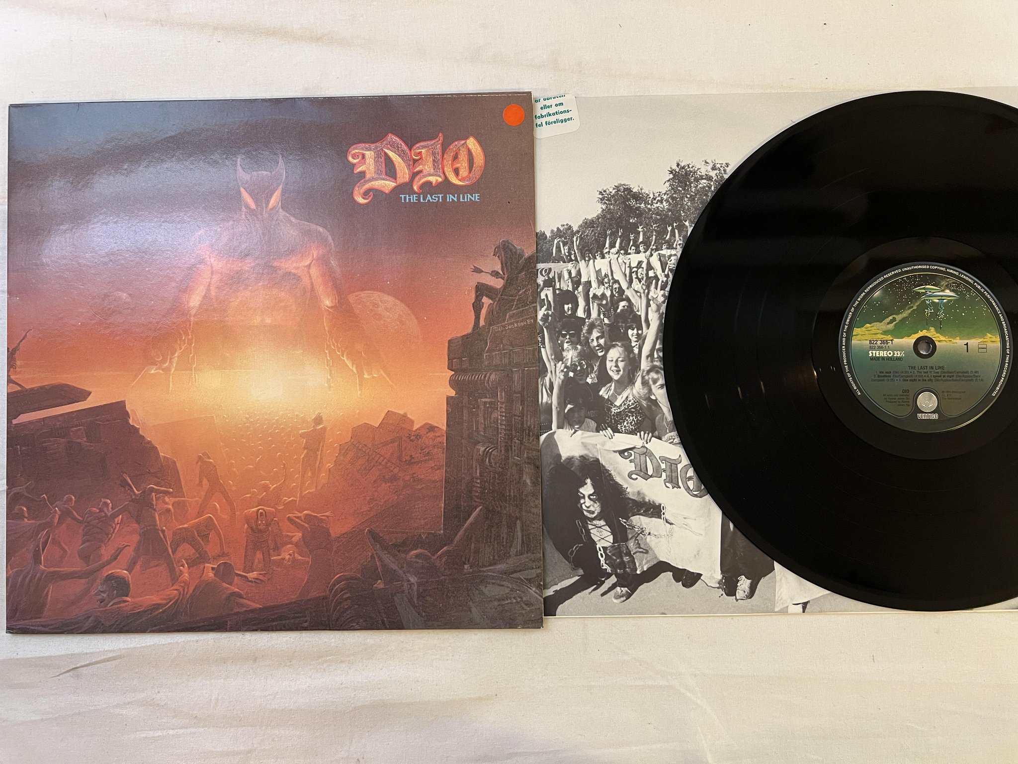 Omslagsbild för skivan DIO the last in line LP -84 Hol VERTIGO 822 366-1