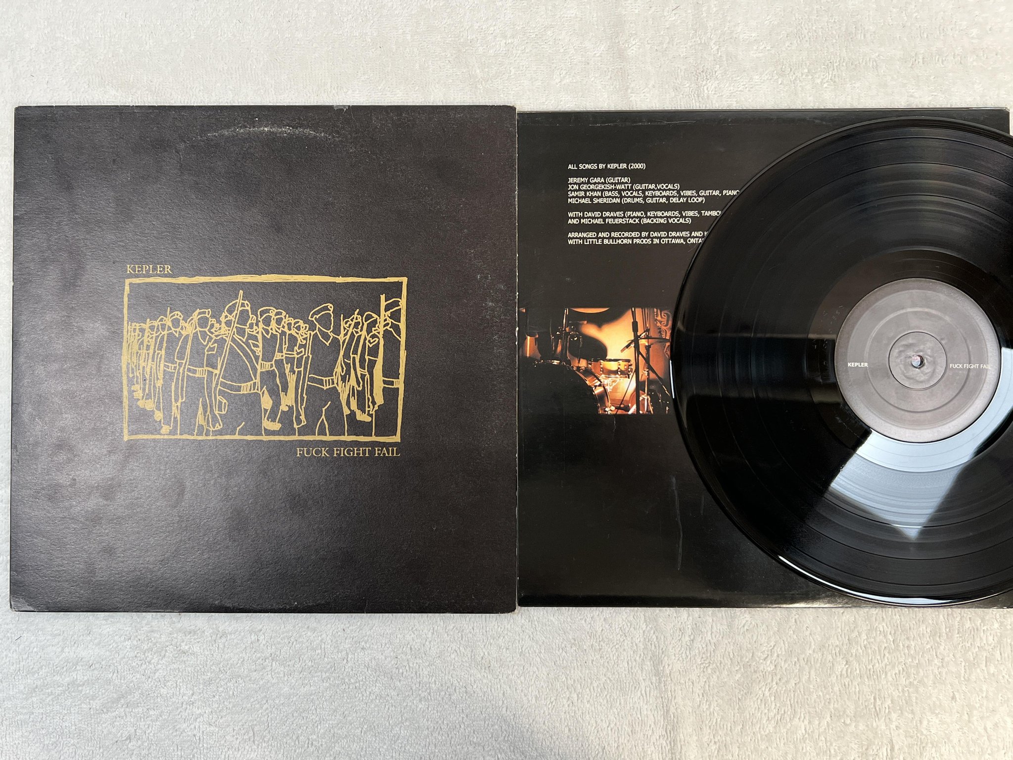 Omslagsbild för skivan KEPLER fuck fight fail LP 2000 RESONANT RESLP001
