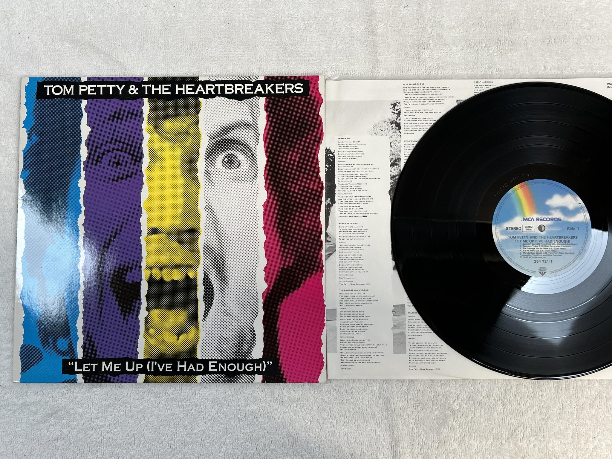 Omslagsbild för skivan TOM PETTY & THE HEARTBREAKERS let me up LP -87 MCA 254 721-1