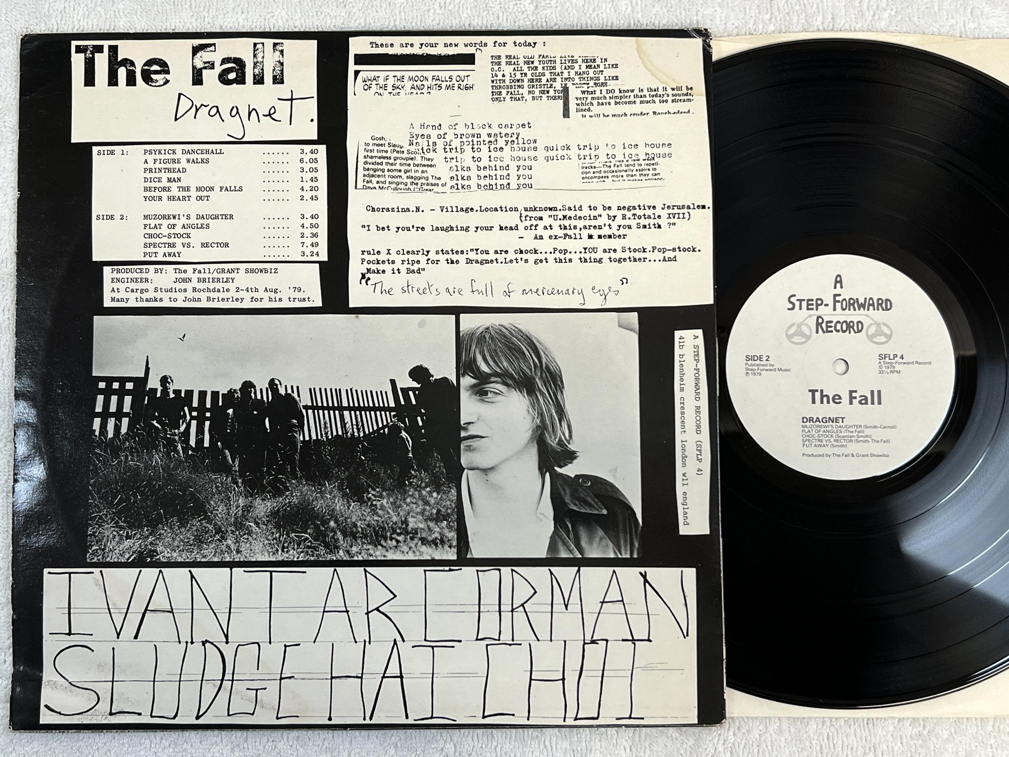 Omslagsbild för skivan THE FALL dragnet -79 UK A STEP-FORWARD SFLP 4 *** post-punk ***