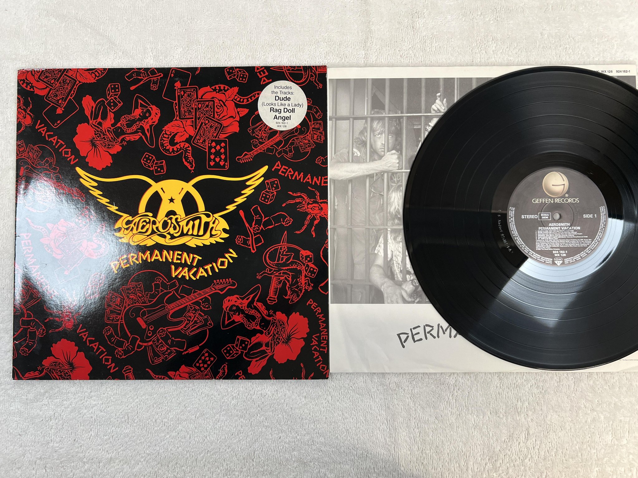 Omslagsbild för skivan AEROSMITH permanent vacation LP -87 GEFFEN 924 162-1