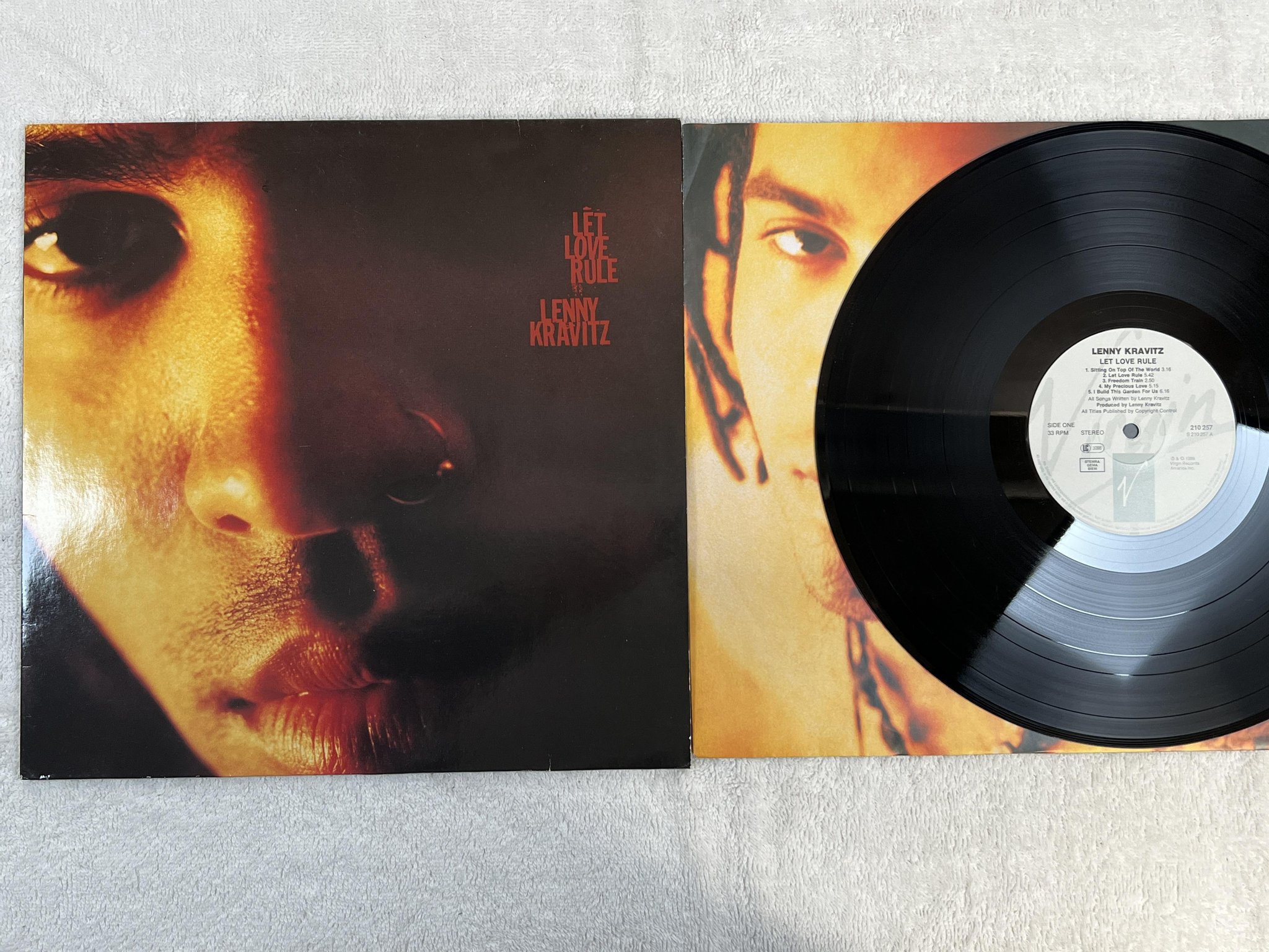 Omslagsbild för skivan LENNY KRAVITZ let love rule LP -89 VIRGIN 210 257