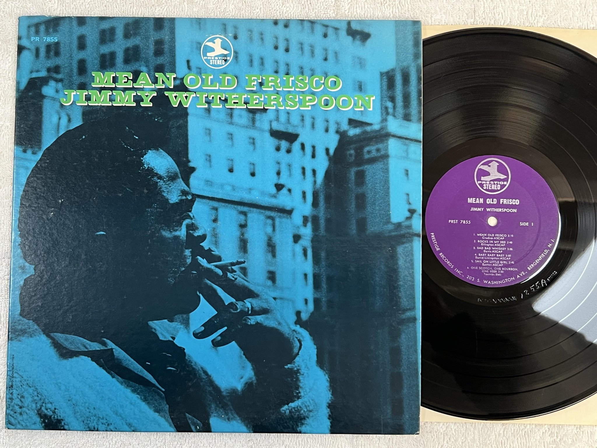 Omslagsbild för skivan JIMMY WITHERSPOON mean old frisco LP re -63/70 US PRESTIGE PR 7855