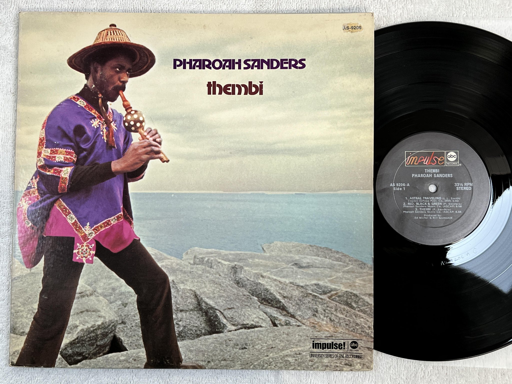 Omslagsbild för skivan PHAROAH SANDERS thembi LP US IMPULSE AS 9206 *** SPIRITUAL JAZZ CLASSIC ***