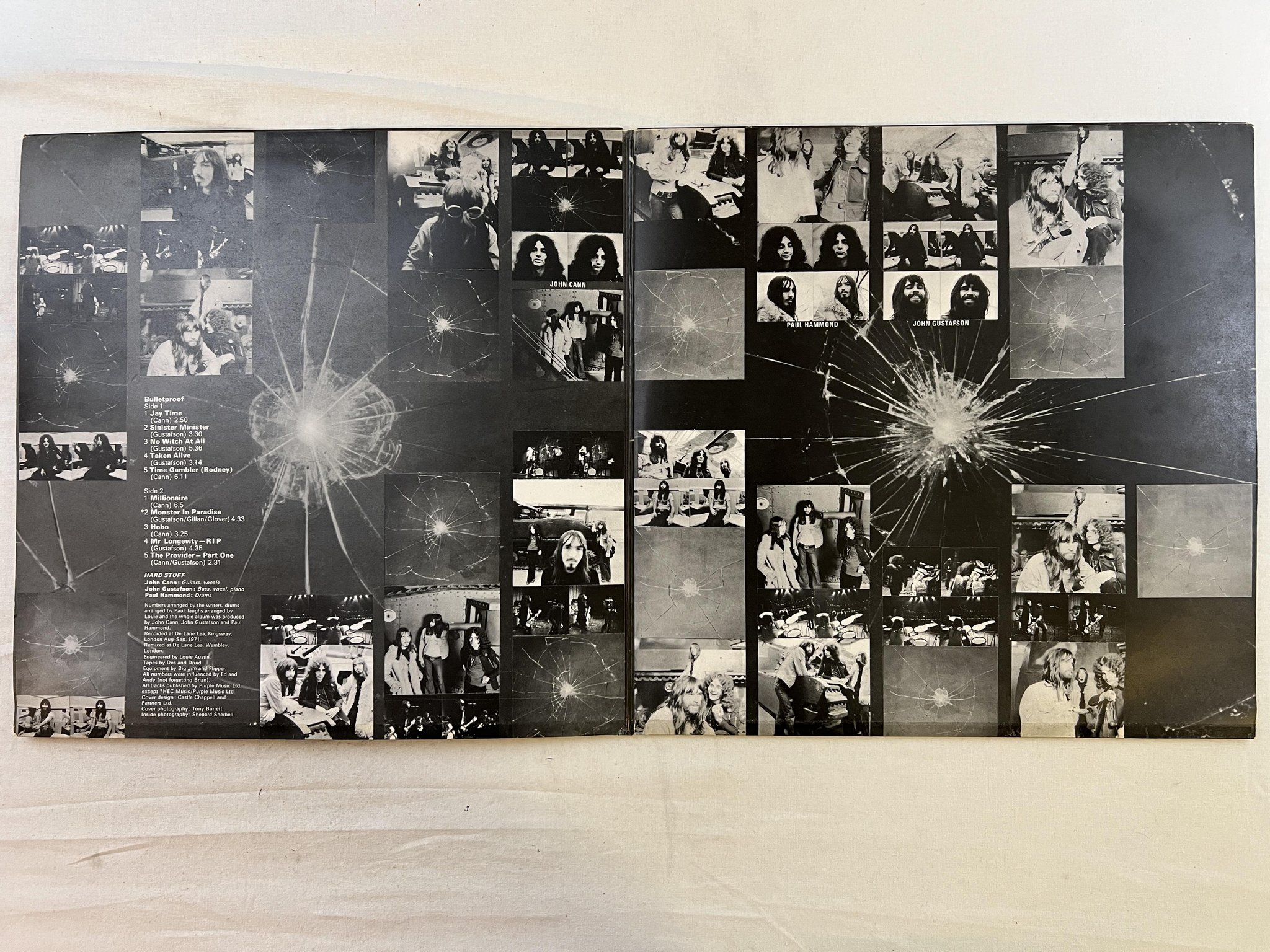 Omslagsbild för skivan HARD STUFF Bulletproof LP -72 UK PURPLE TPSA 7505