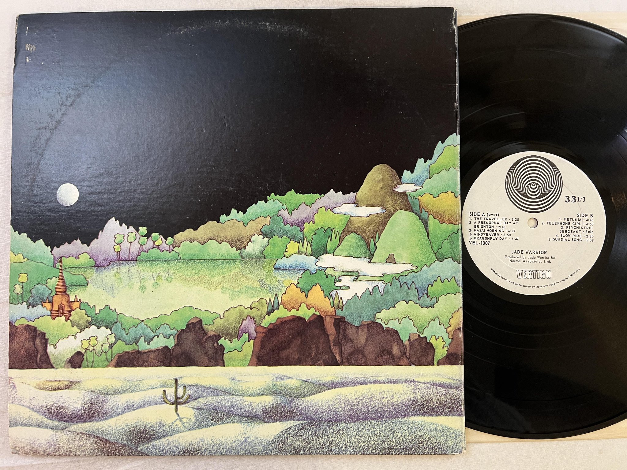 Omslagsbild för skivan JADE WARRIOR s/t LP -71 US VERTIGO VEL 1007 *** PSYCH / PROG ***