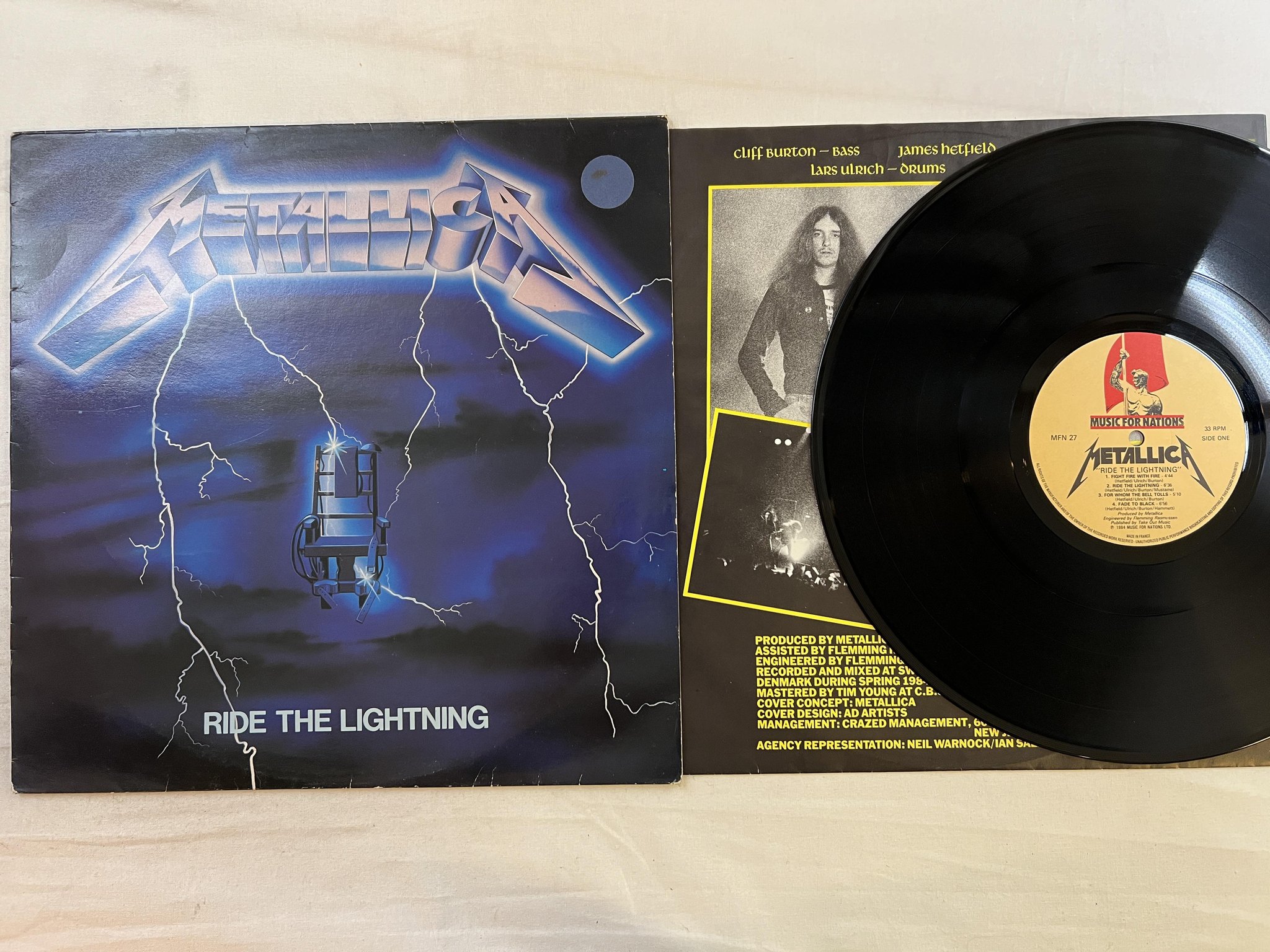Omslagsbild för skivan METALLICA ride the lightning LP -84 MUSIC FOR NATIONS MFN 27