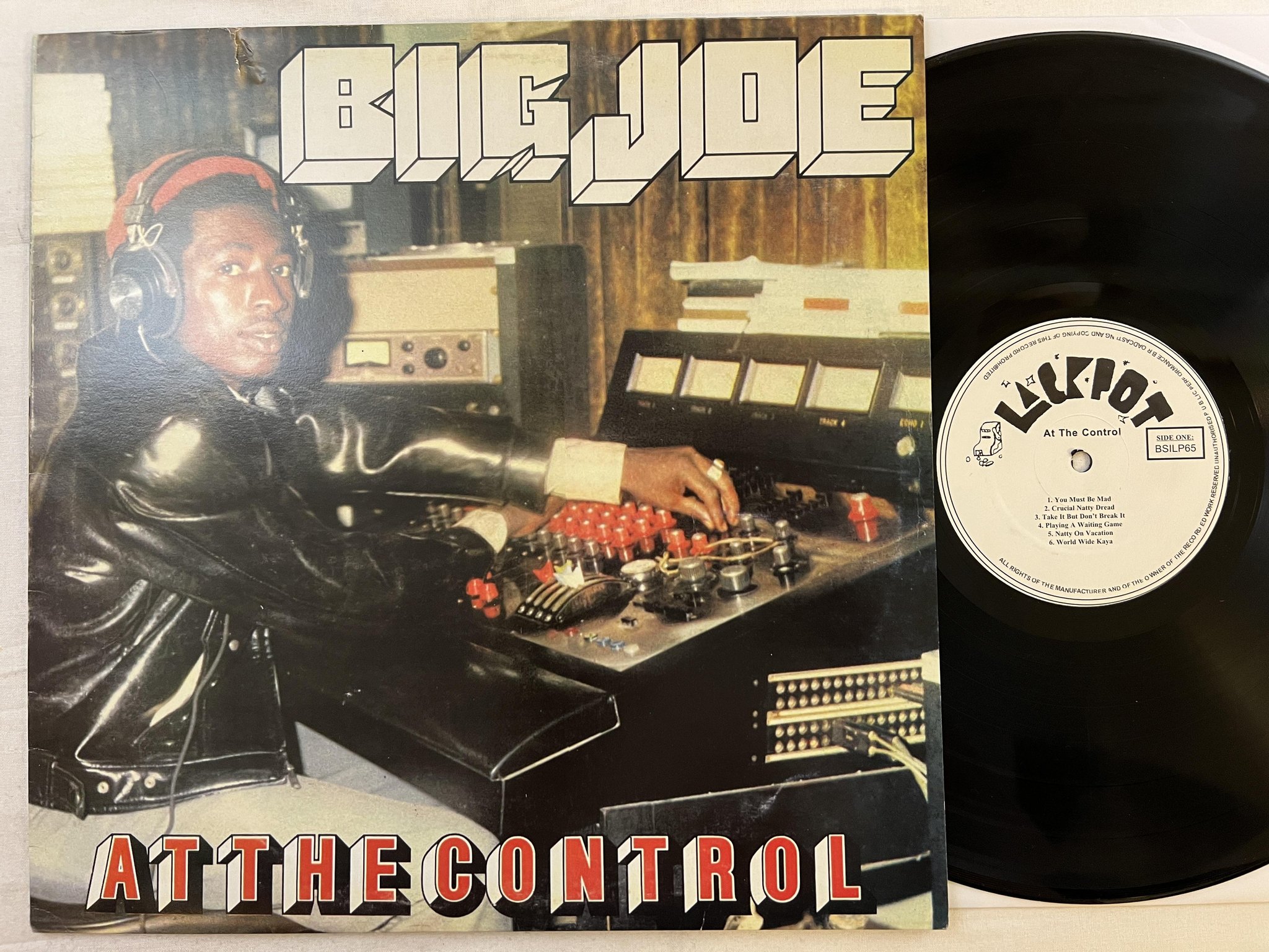 Omslagsbild för skivan BIG JOE at the control LP re Jamaica JACKPOT BSILP 65