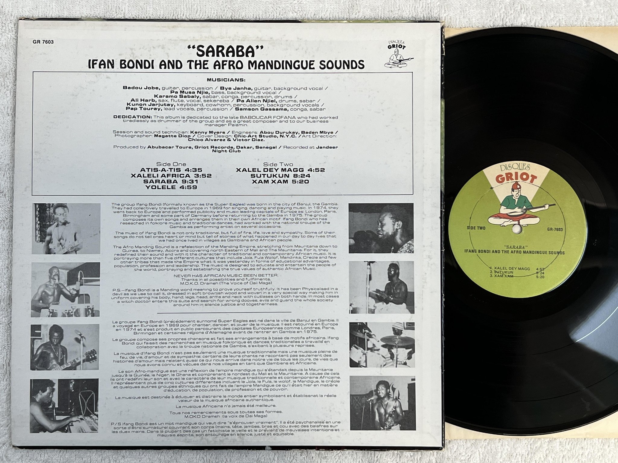 Omslagsbild för skivan IFANG BONDI & THE AFRO MANDINGUE SOUNDS saraba LP -78 Senegal ** AFRO-PSYCH **