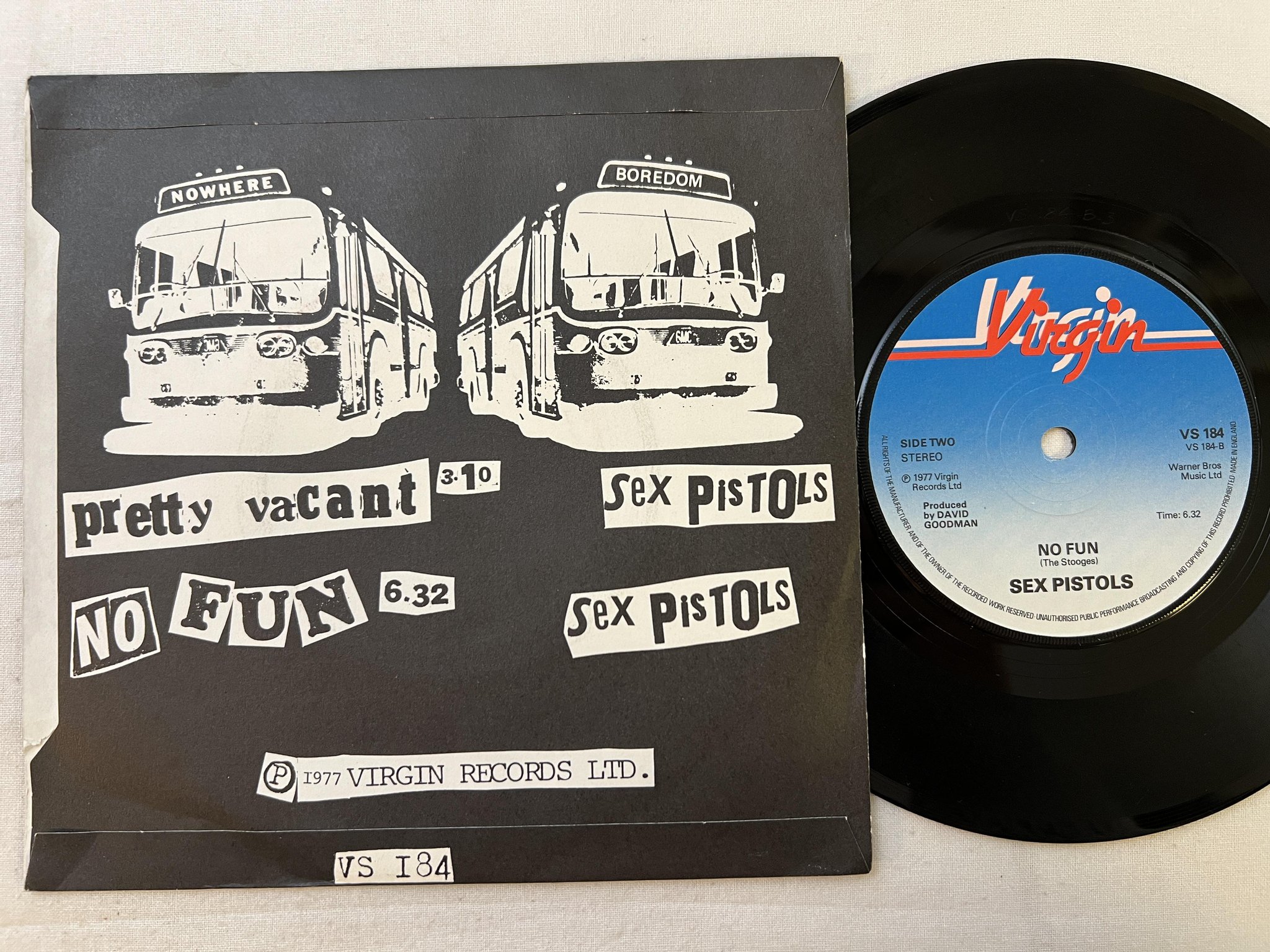Omslagsbild för skivan SEX PISTOLS pretty vacant 7" -77 UK VIRGIN VS 184