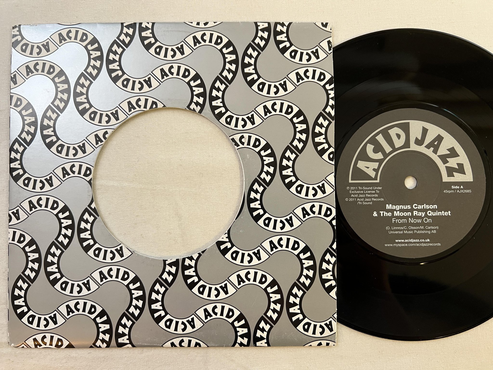 Omslagsbild för skivan MAGNUS CARLSON From Now On 7" 2011 UK ACID JAZZ AJX268S *** YEAH ***