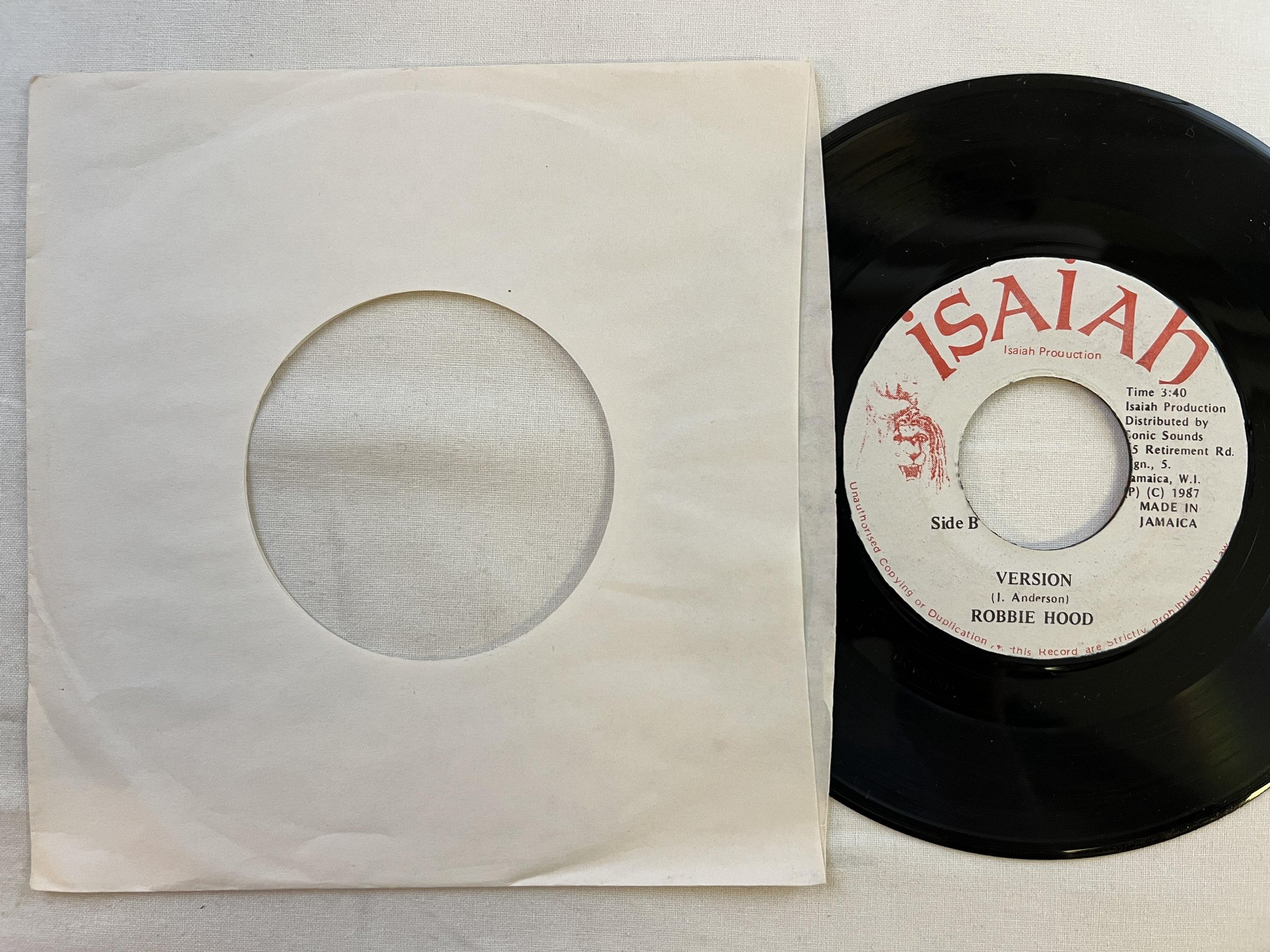 Omslagsbild för skivan ROBBIE HOOD shacklefoot 7" Jamaica ISAIAH ** Reggae **