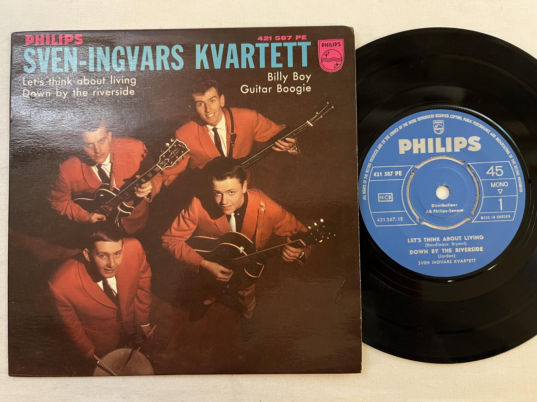 Omslagsbild för skivan SVEN-INGVARS KVARTETT Let's Think About Living 7"ep -61 PHILIPS 421 587 PE