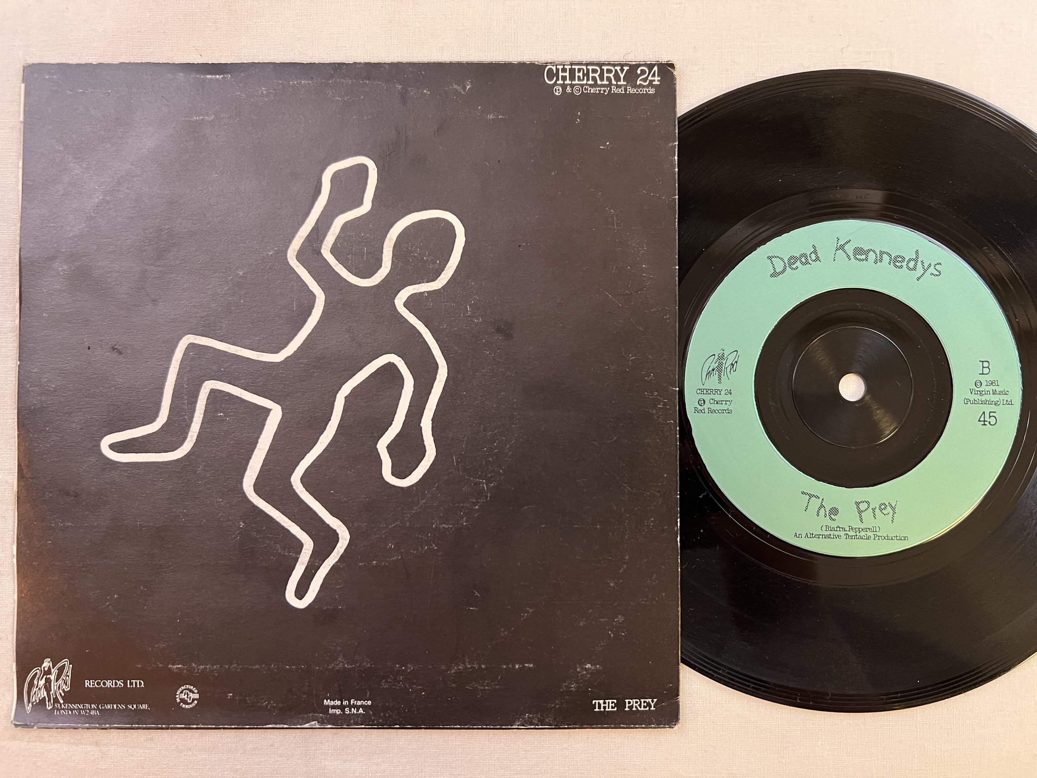 Omslagsbild för skivan DEAD KENNEDYS too drunk to fuck 7" -81 CHERRY RED CHERRY 24