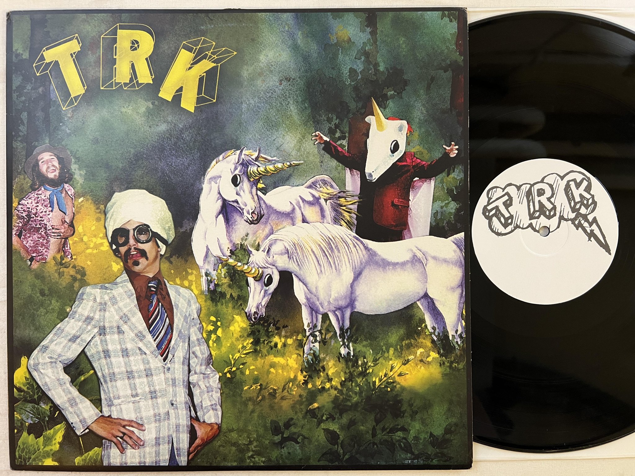 Omslagsbild för skivan THIS ROBOT KILLS The Over-The-Phone Lie Detector Test Live With Jesus Christ LP