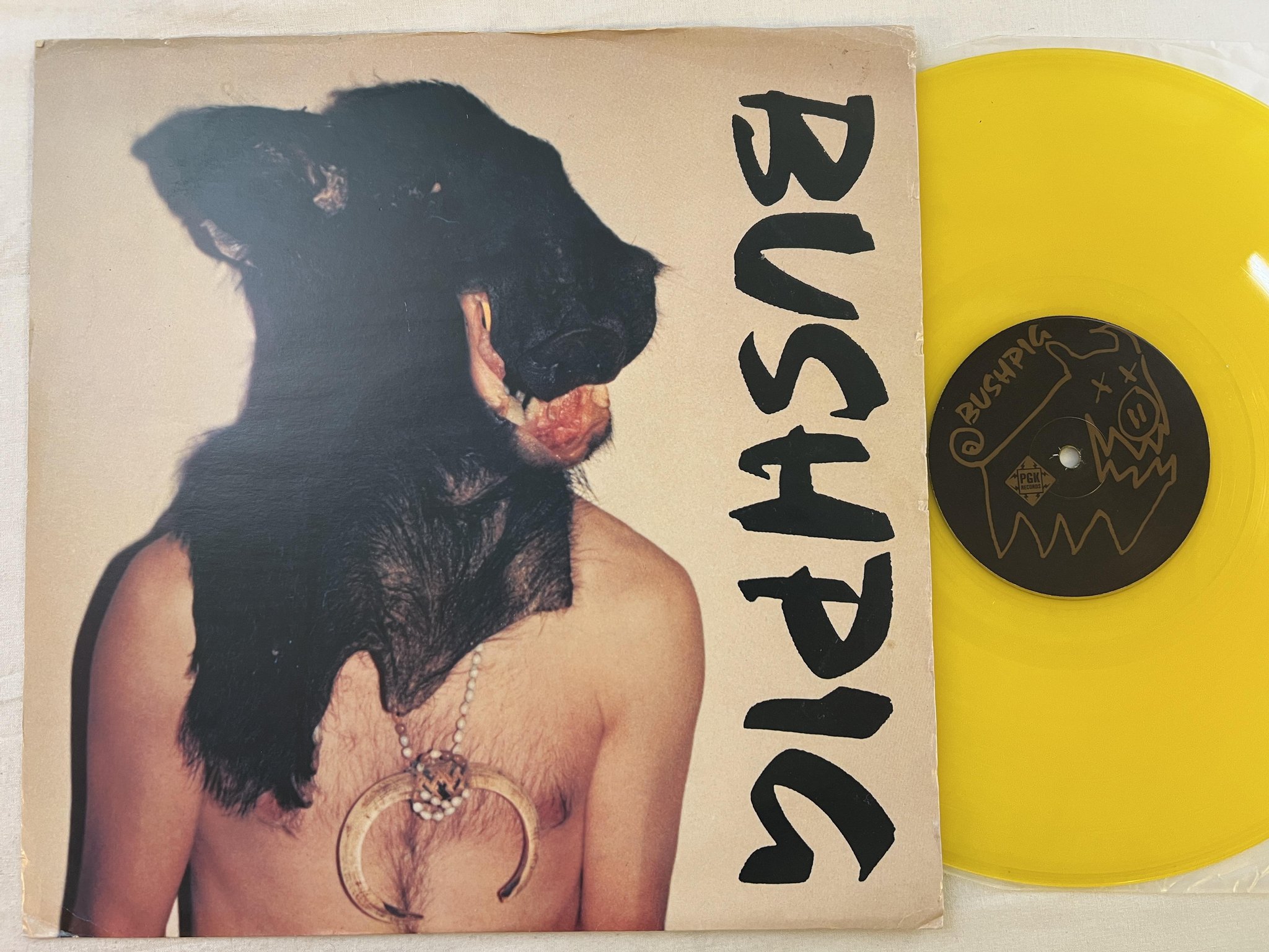 Omslagsbild för skivan BUSHPIG s/t LP -90 Australia PGK 001 *** Garage Rock ***