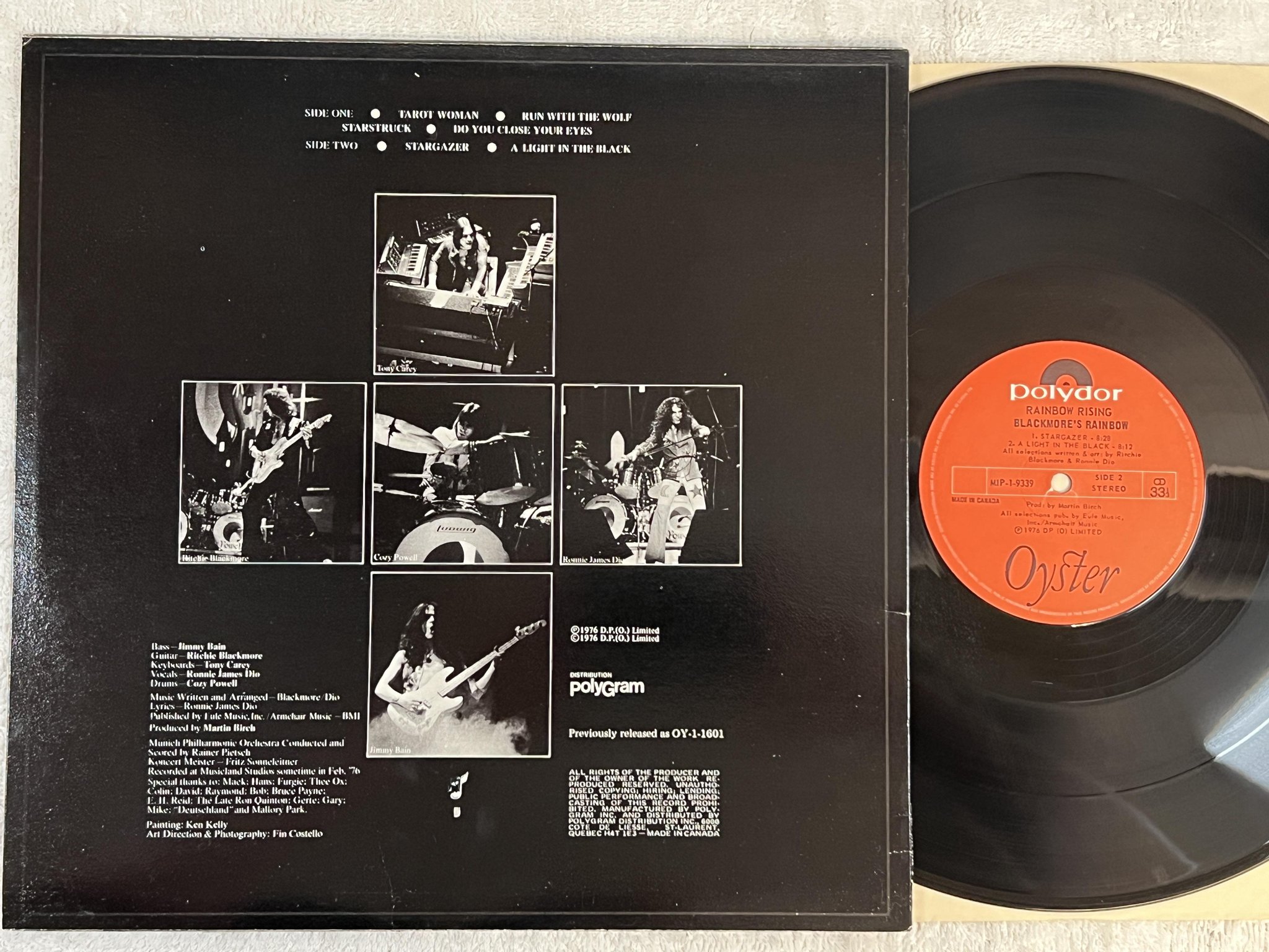 Omslagsbild för skivan RAINBOW RISING blackmore's rainbow LP -76 Can POLYDOR MIP-1-9339