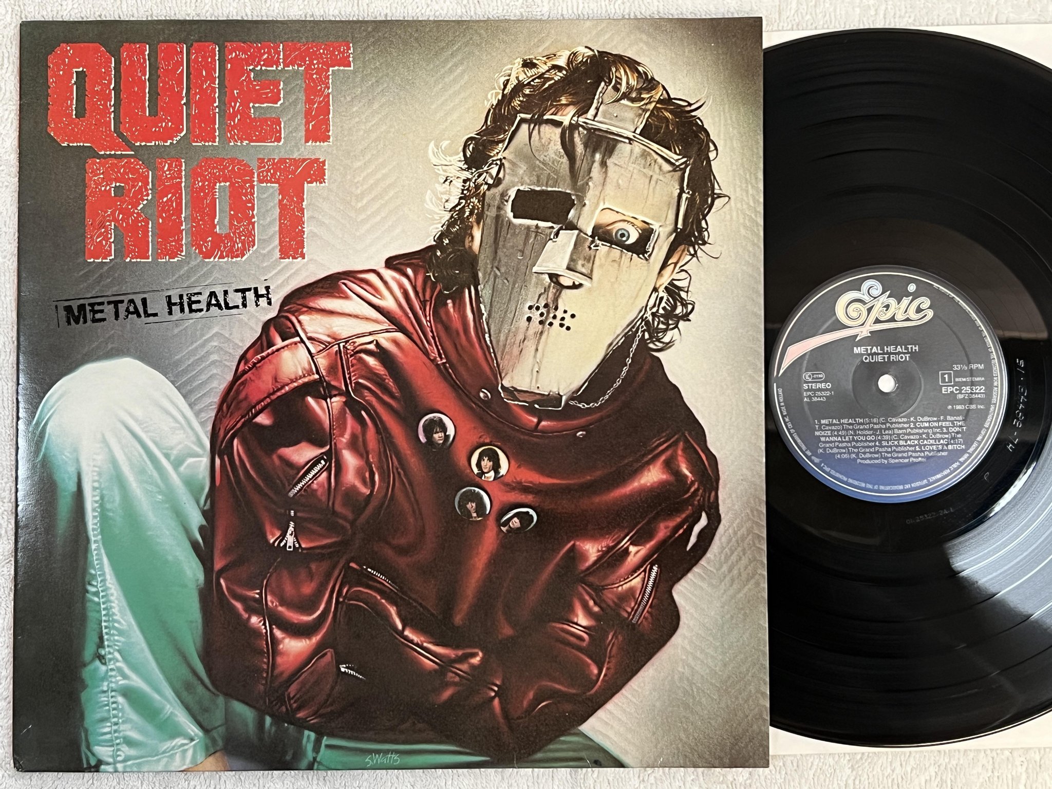 Omslagsbild för skivan QUIET RIOT metal health LP -83 EPIC EPC 25322