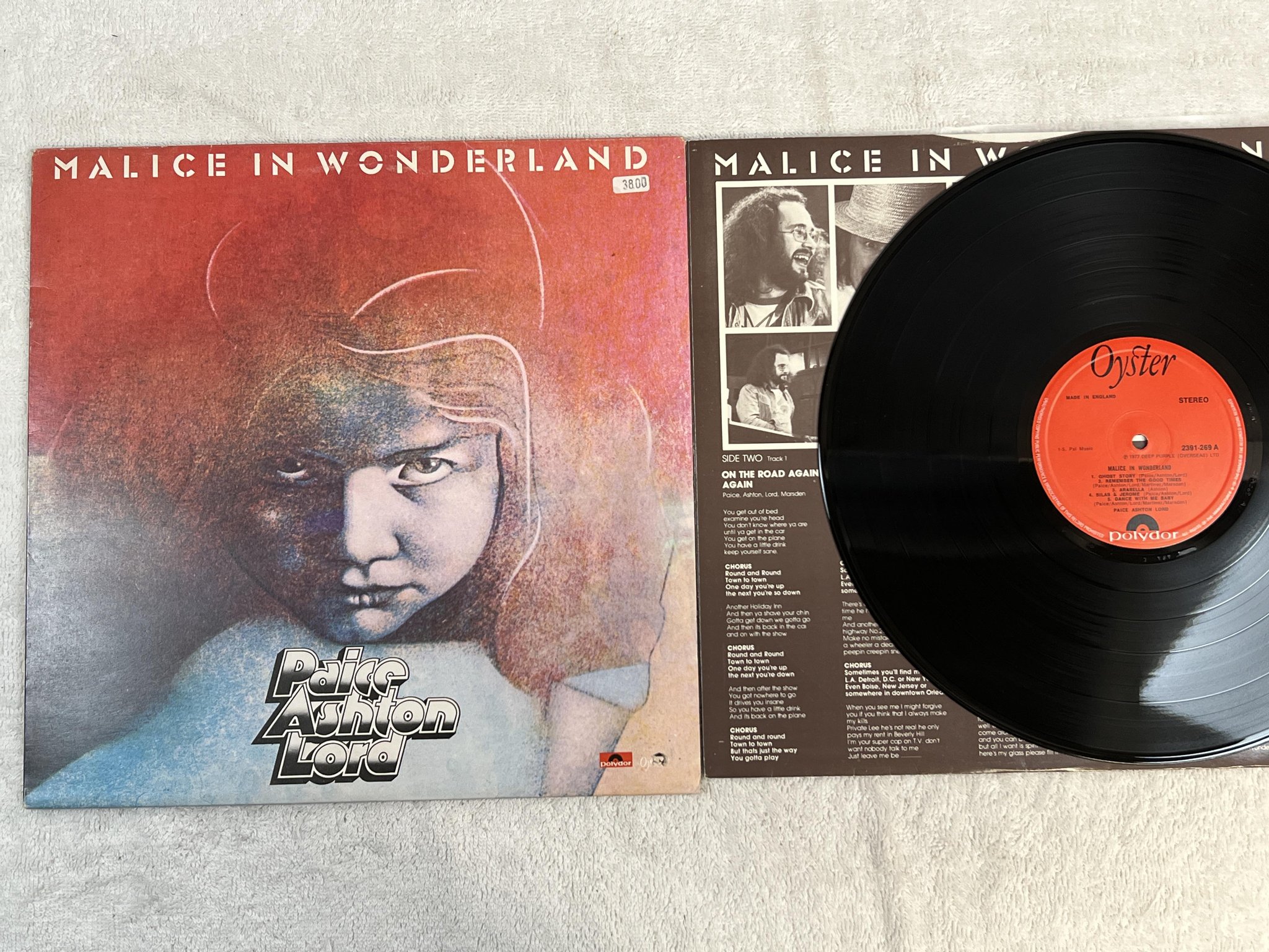 Omslagsbild för skivan PAICE ASHTON LORD Malice In Wonderland LP -77 UK OYSTER 2391 269