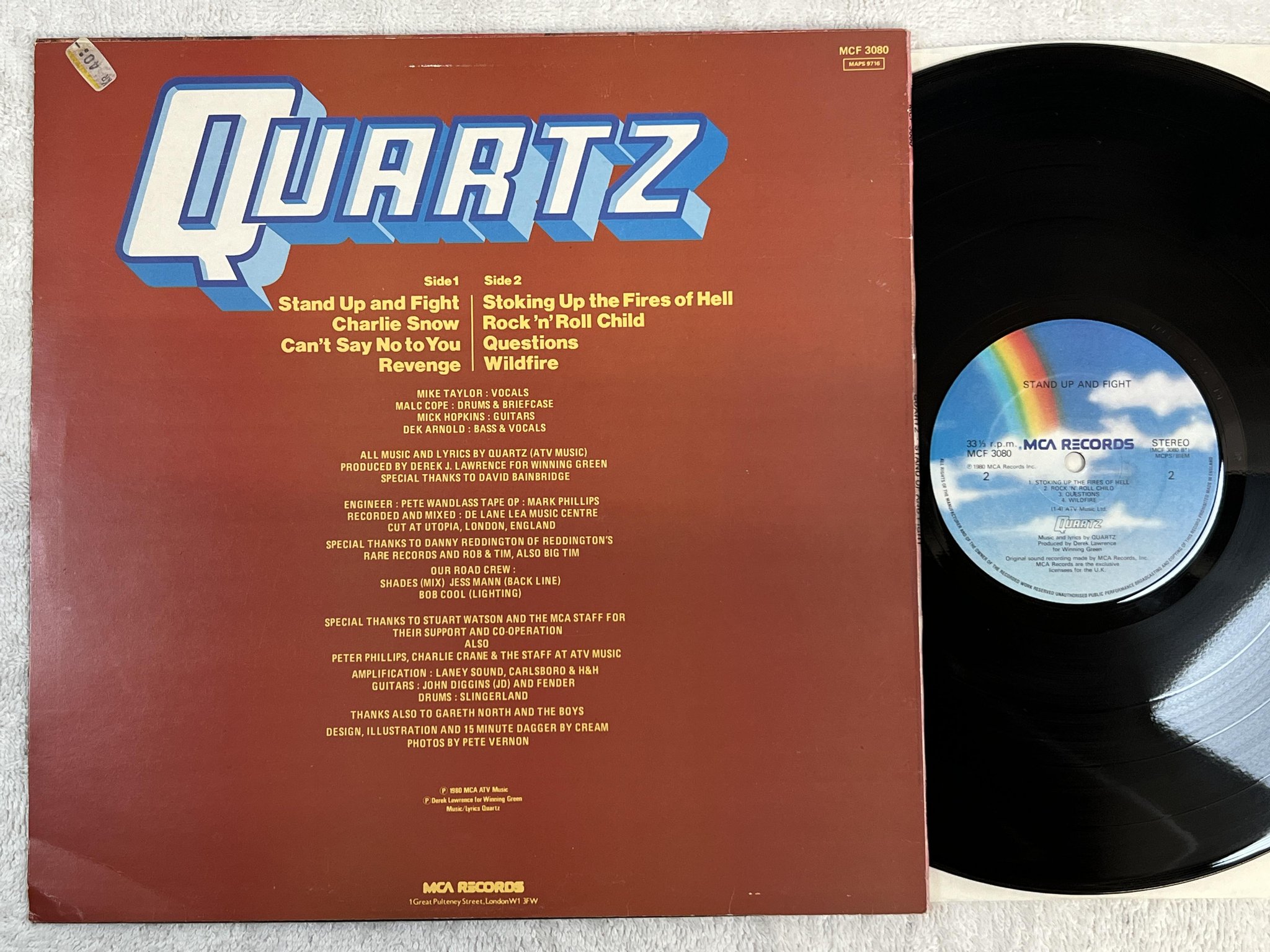 Omslagsbild för skivan QUARTZ stand up and fight LP -80 UK MCA 3080