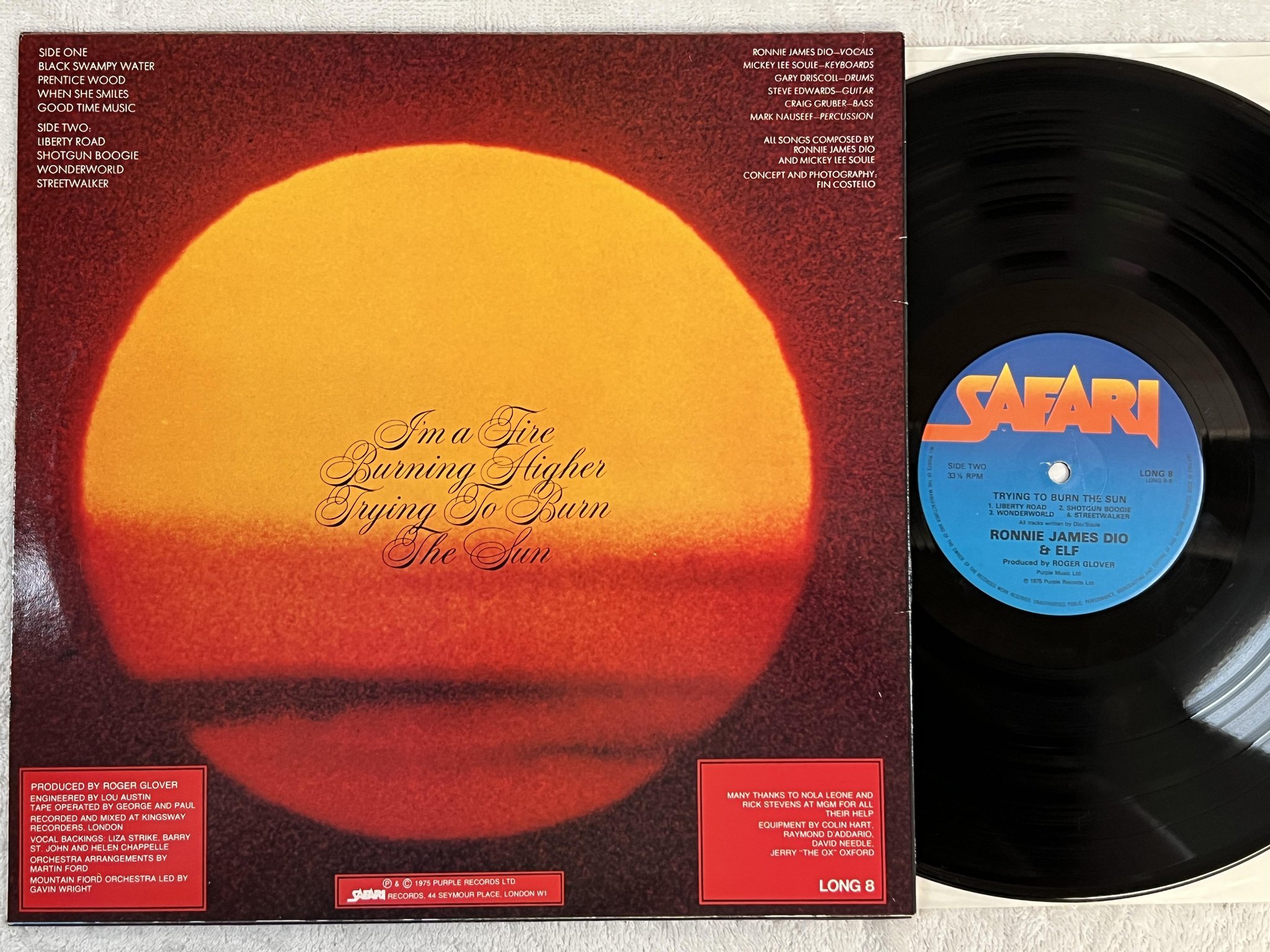 Omslagsbild för skivan RONNIE JAMES DIO & ELF trying to burn the sun LP re UK SAFARI LONG 8