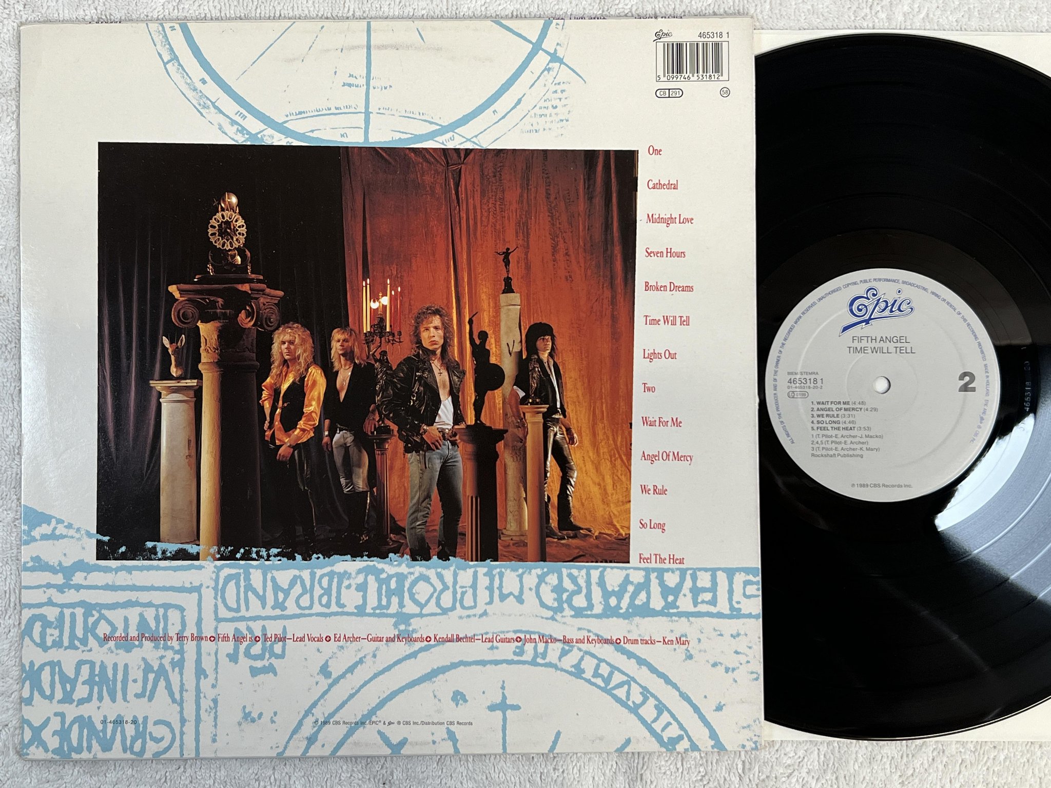 Omslagsbild för skivan FIFTH ANGEL Time Will Tell LP -89 epic 465318 1