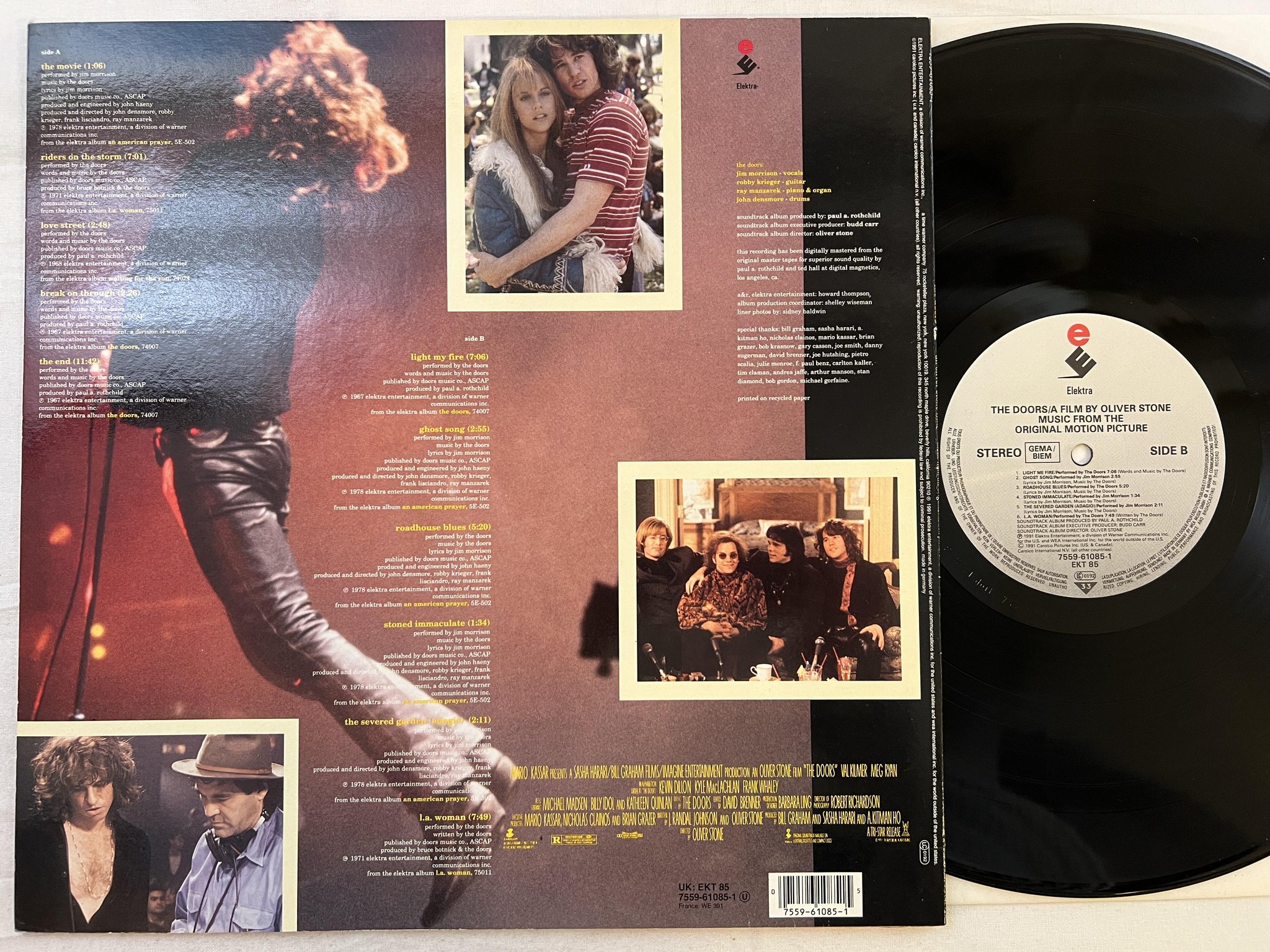 Omslagsbild för skivan THE DOORS LP -91 Ger ELEKTRA 7559-61085-1 SOUNDTRACK ** OLIVER STONE **