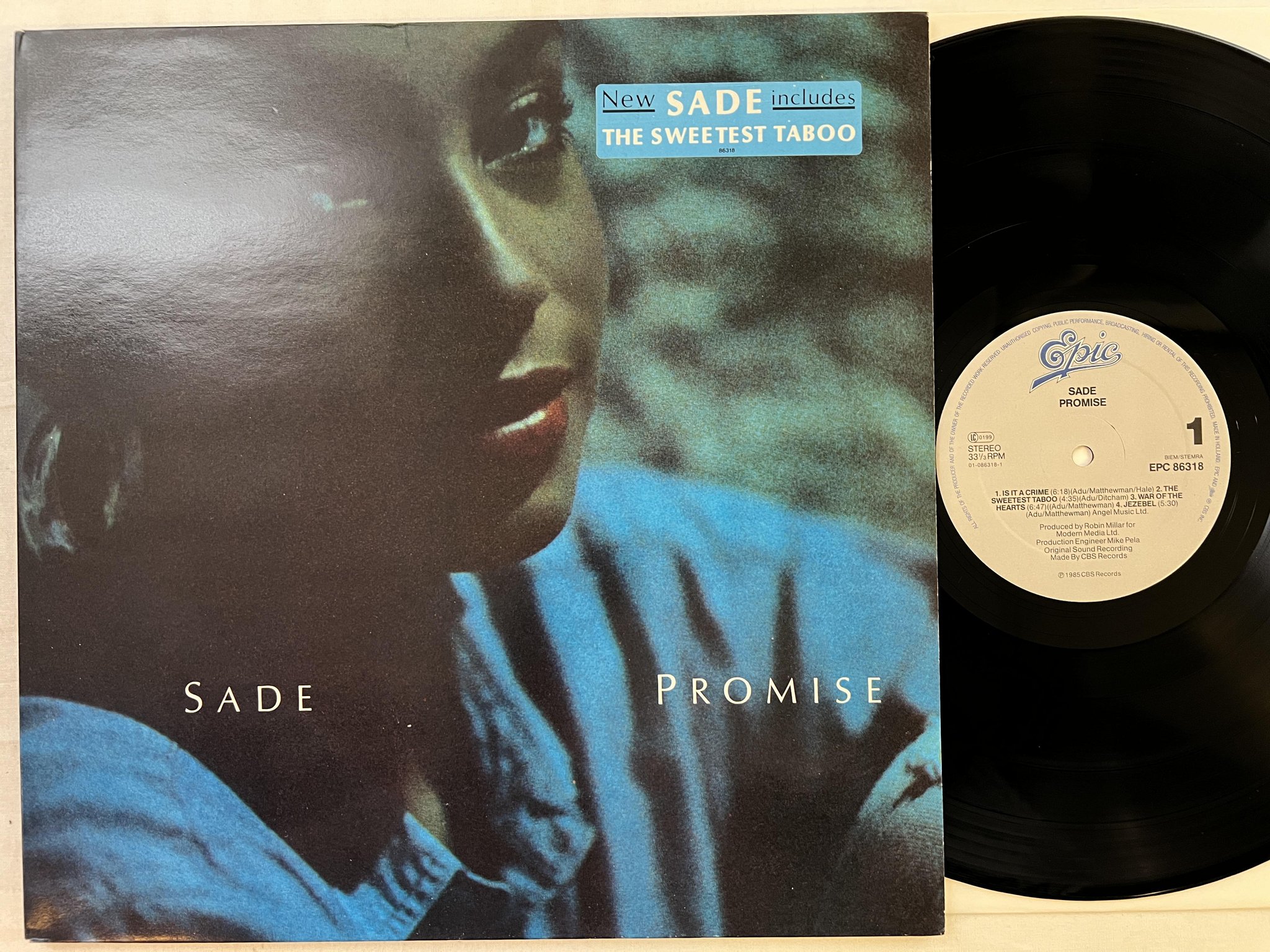 Omslagsbild för skivan SADE promise LP -85 Hol EPIC EPC 86318