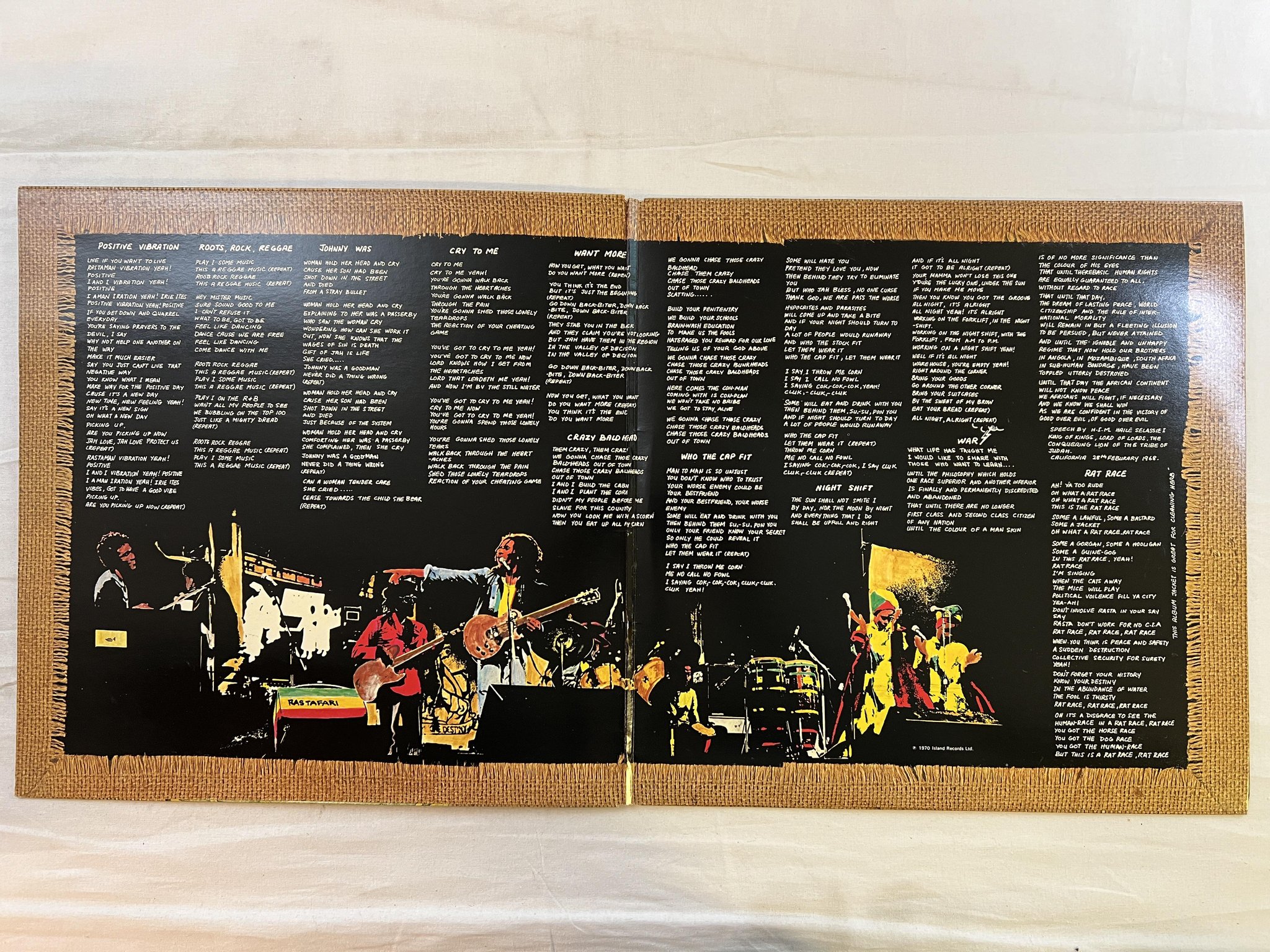 Omslagsbild för skivan BOB MARLEY & THE WAILERS rastaman vibration LP -76 ncb ISLAND ILPS 9383