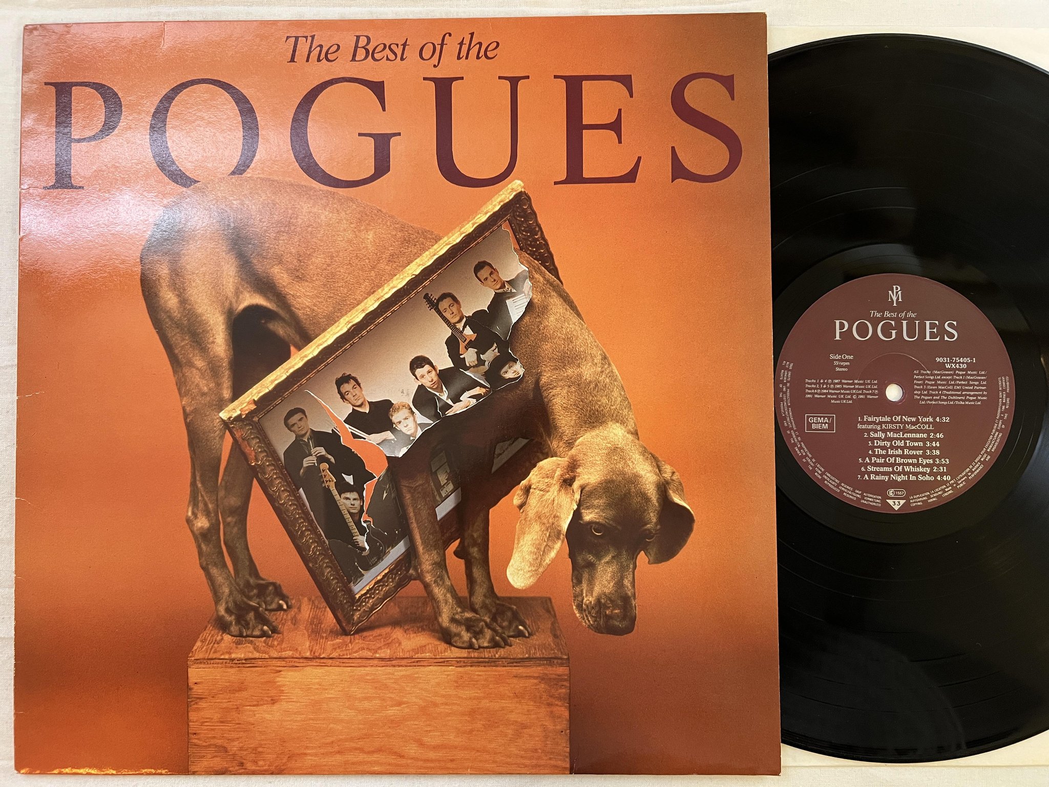 Omslagsbild för skivan POUGES the best of the LP -91 Ger POGUE MAHONE 9031-75405-1