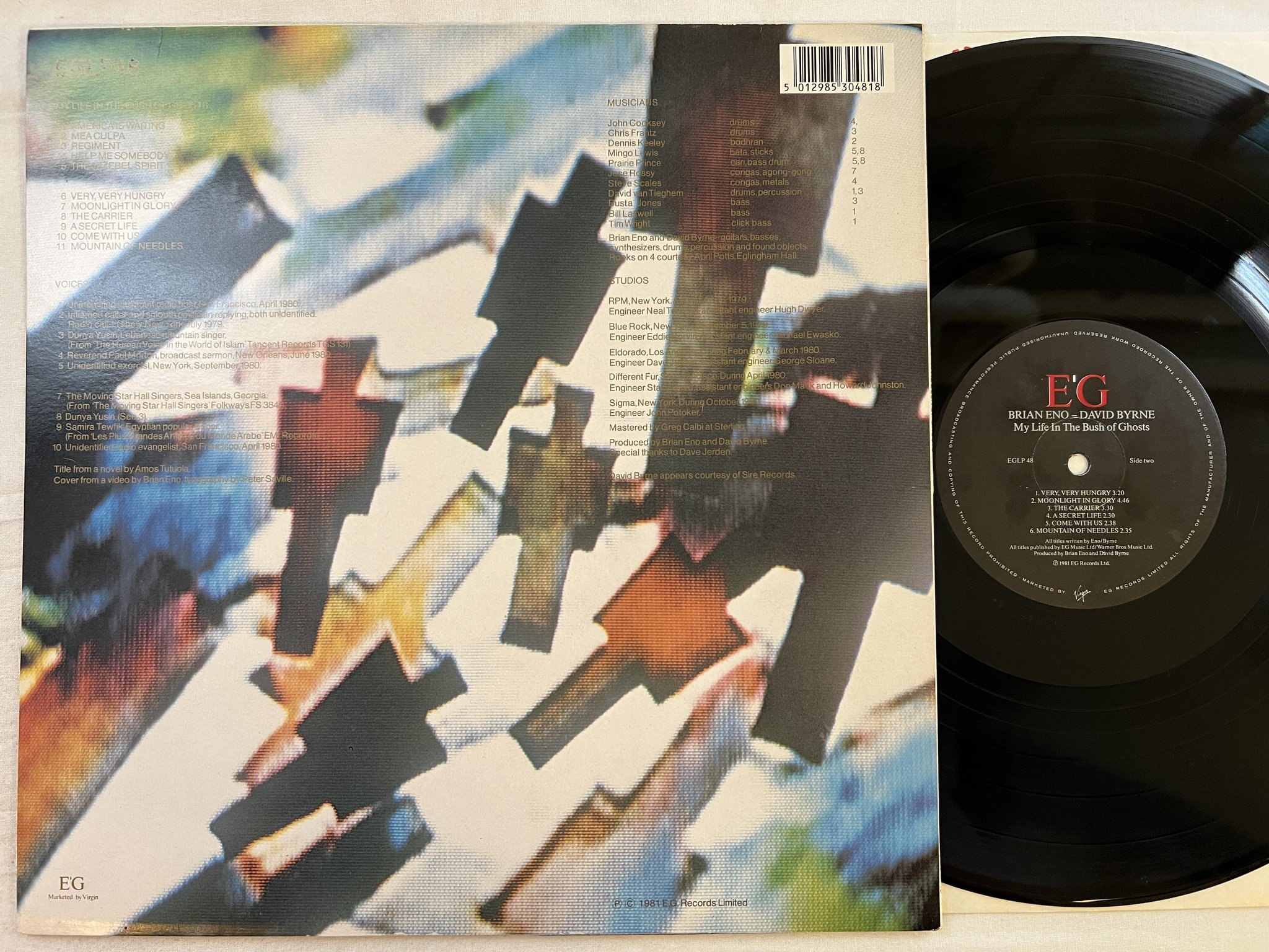 Omslagsbild för skivan BRIAN ENO - DAVID BYRNE my life in the bush of ghosts LP -81 EG EGLP 48