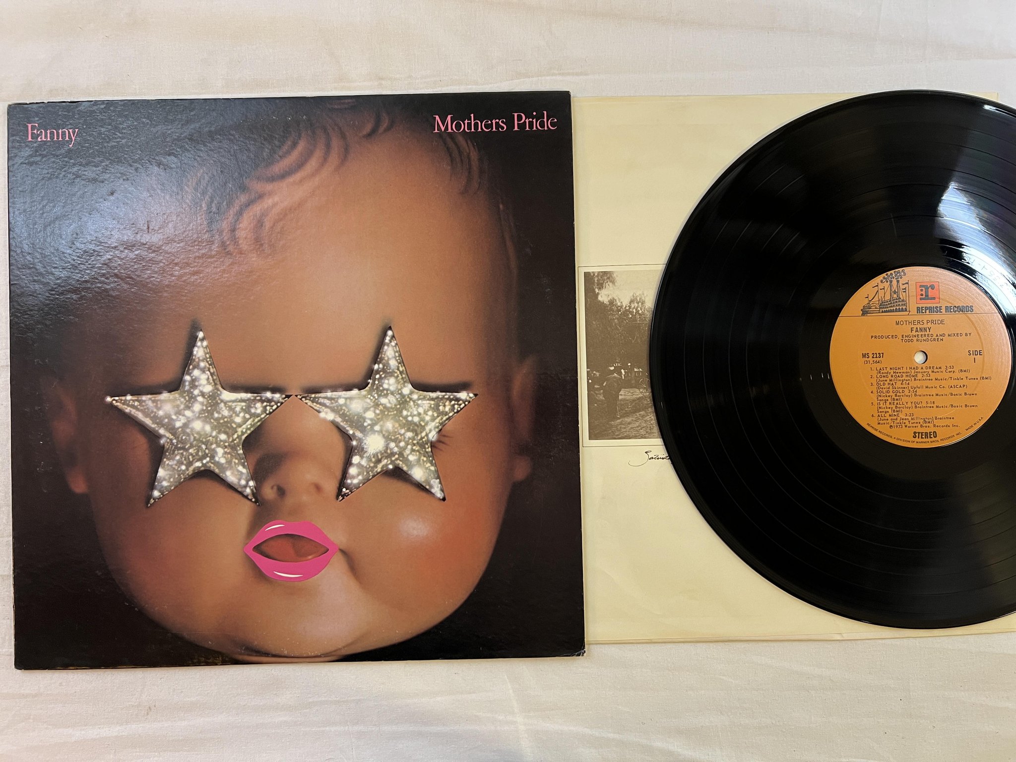 Omslagsbild för skivan FANNY mother's pride LP -73 US REPRISE MS 2137