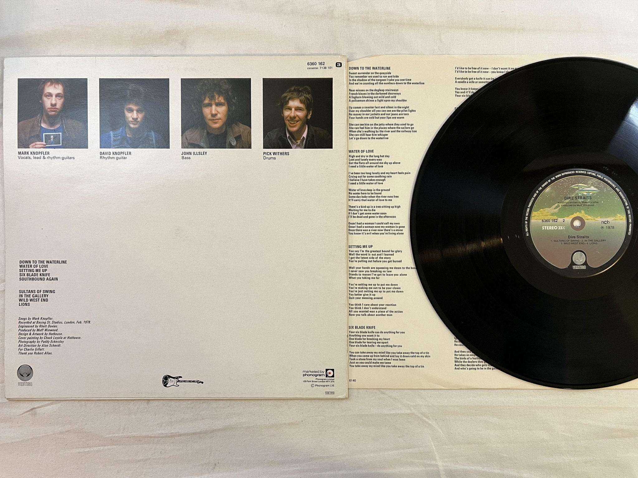 Omslagsbild för skivan DIRE STRAITS s/t LP -78 ncb VERTIGO 6360162