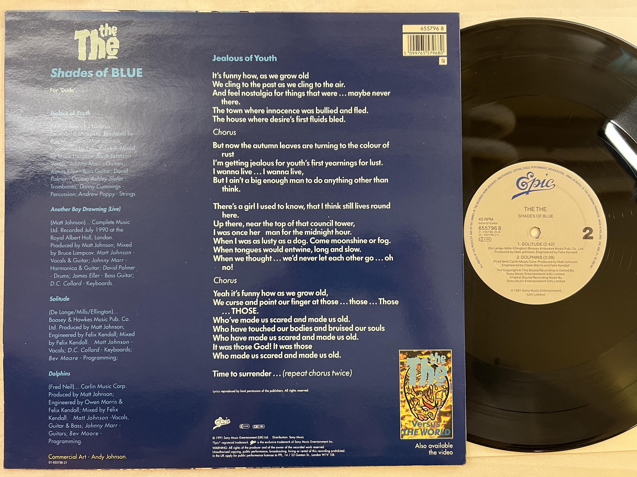 Omslagsbild för skivan THE THE Shades Of Blue 12" -91 EPIC 655796 8